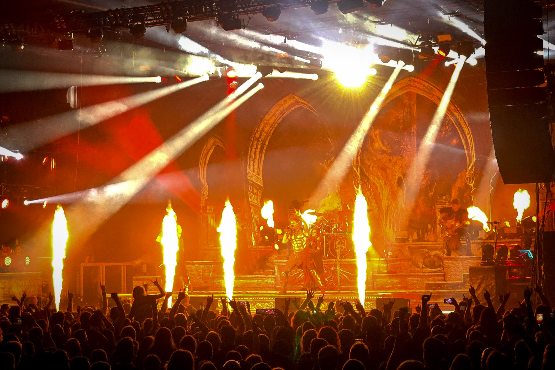 Feuerschwanz - Lords of Fyre