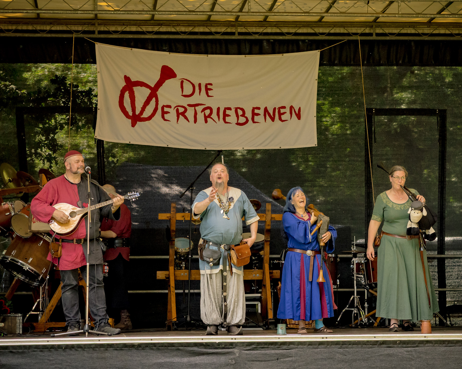 Die Vertriebenen - Elb-Spectaculum Stove