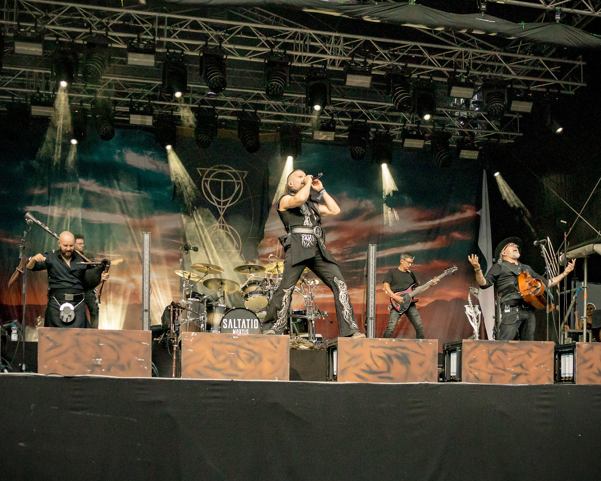 Saltatio Mortis -Staub und Schatten - Thale