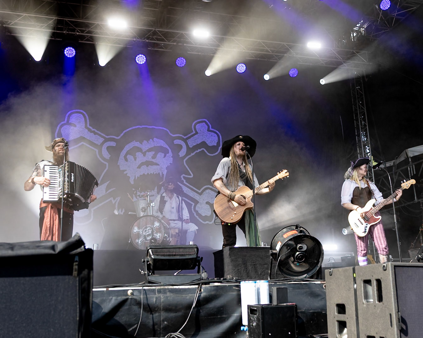 Mr. Hurley &amp; die Pulveraffen @ MPS Bückeburg