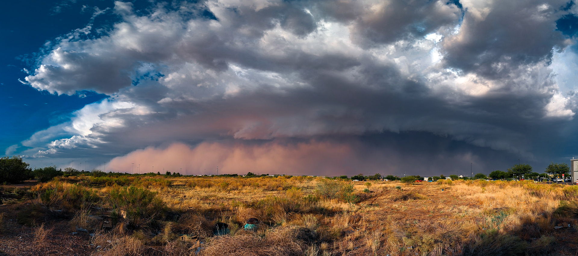 Big dust storm (aka haboob) on the horizon approaching Sierra Vista