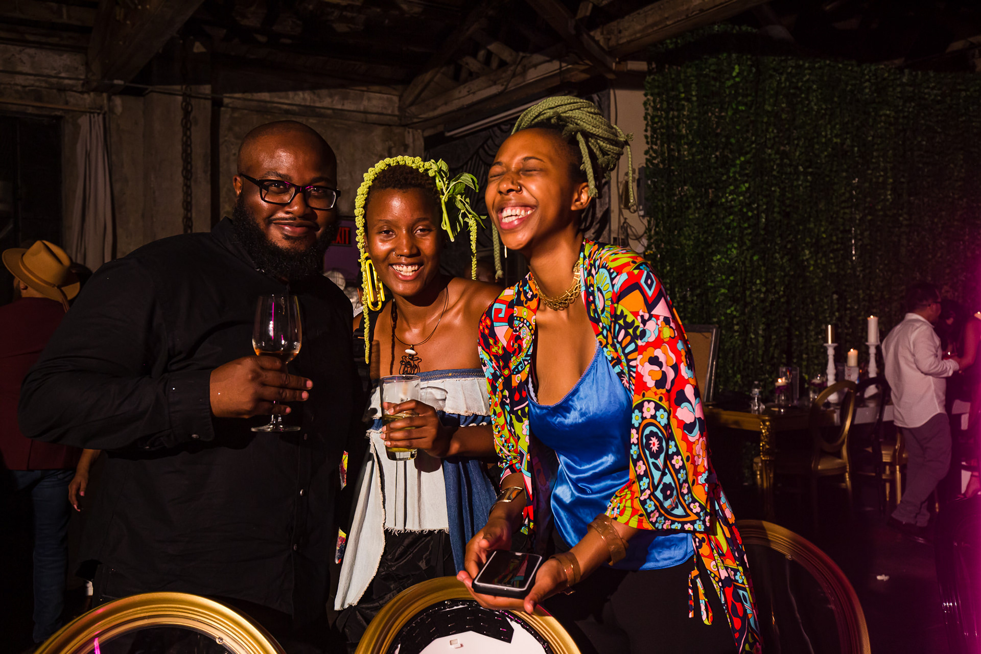 Leron Less, Zunyda, Henny Harmon