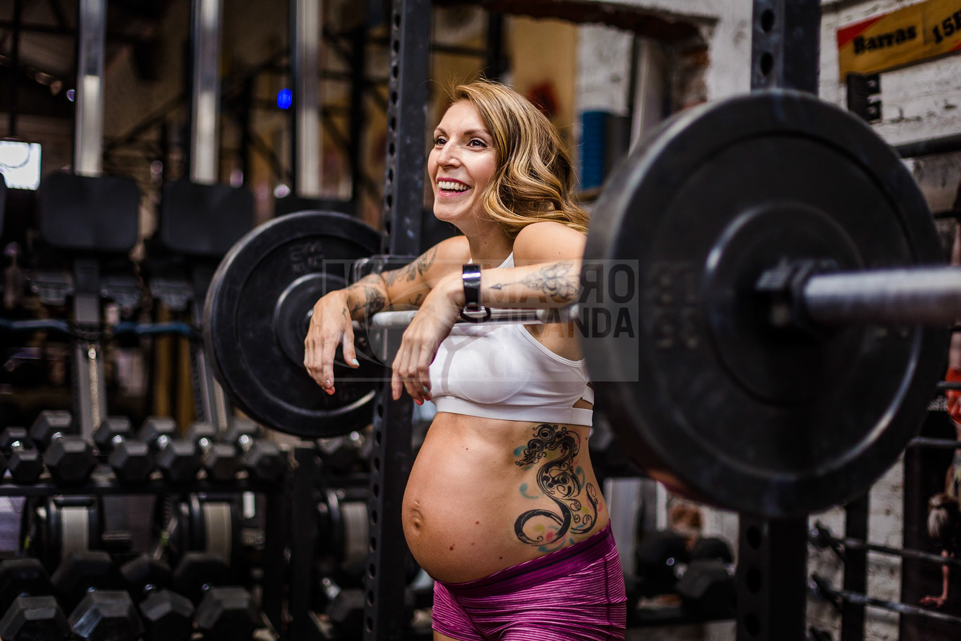 Marcela Espinoza - Maximiliano Briones / Mia Pascuala 37 Semanas, Crossfit Gaman.