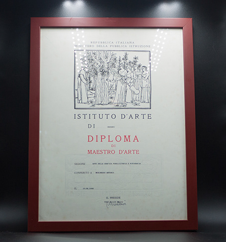 Diploma di Maestro D'Arte conseguito c/o l'Istituto D'Arte F.Figari (SS) nel 1998
