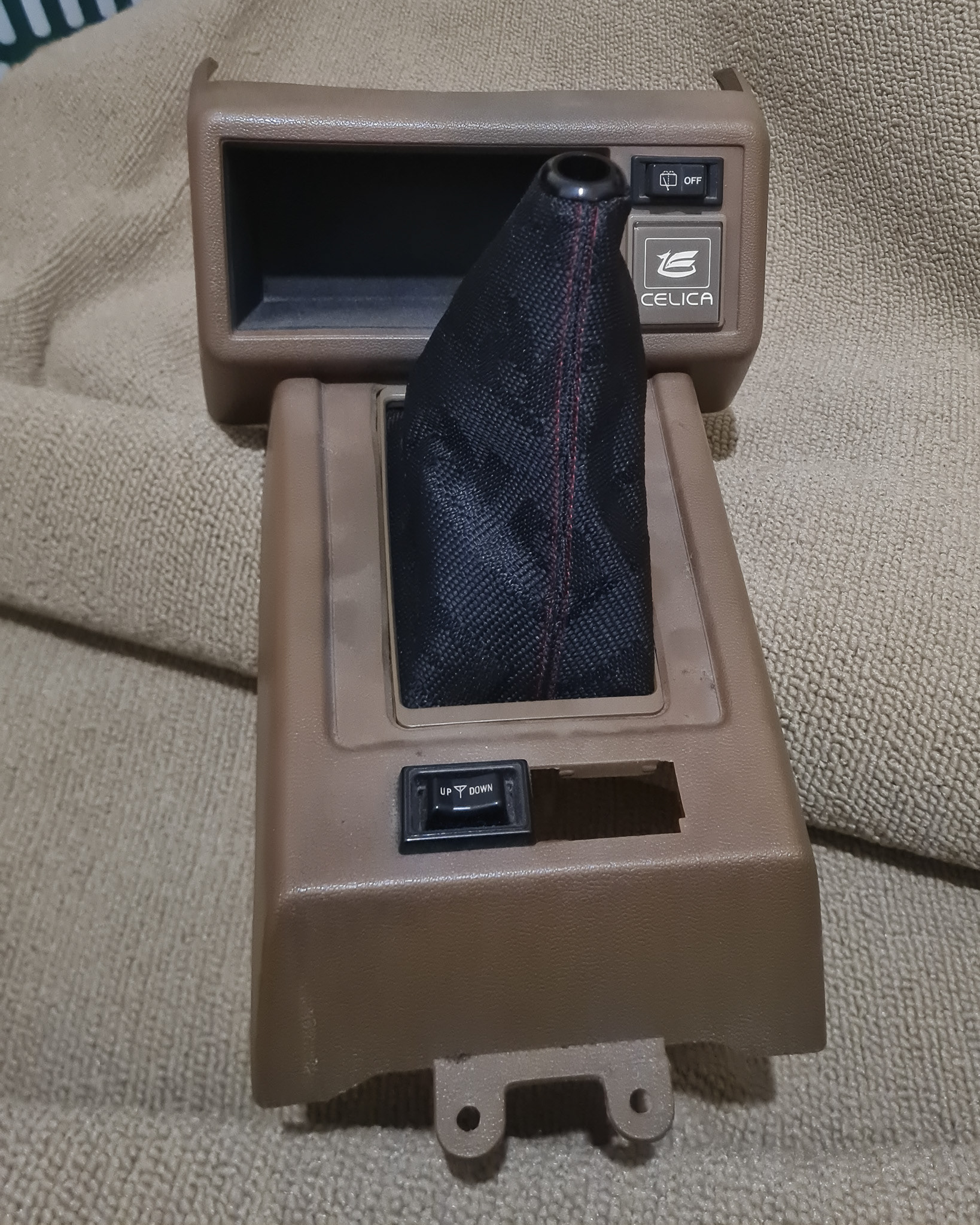 Retrimmed Centre Console