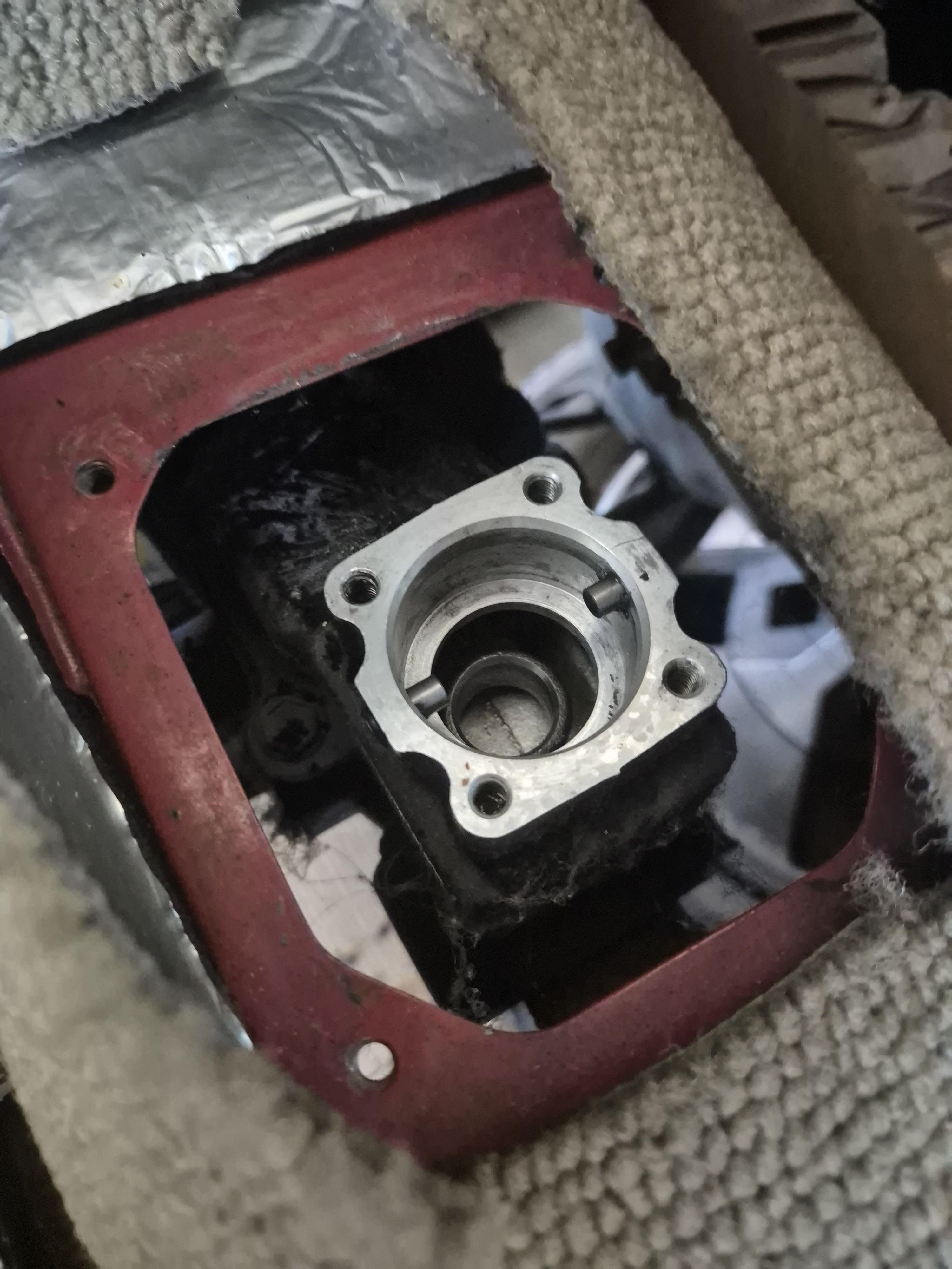 Transmission shifter service