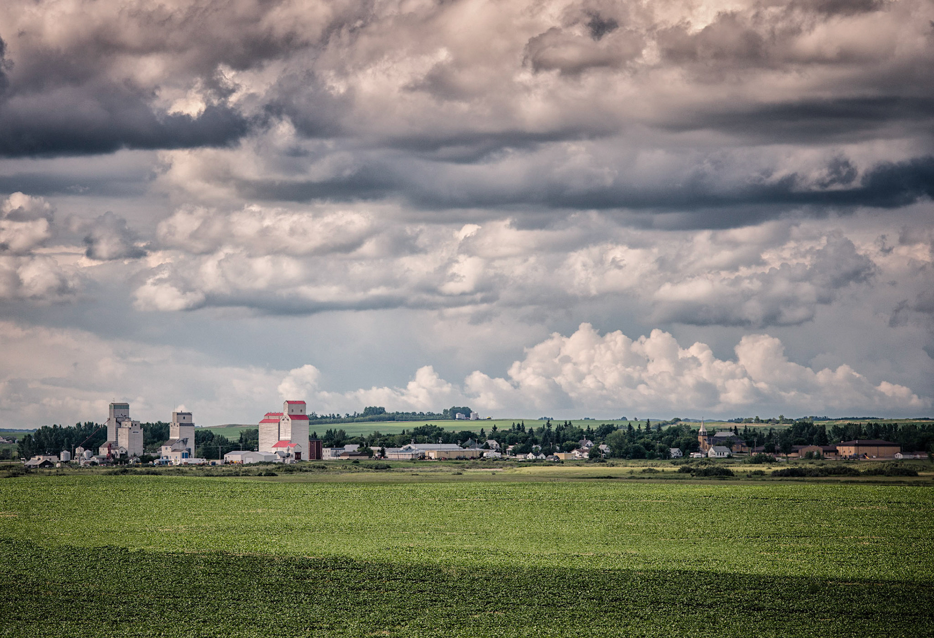 Looking forward to summer. #kenaston #landscape #genepavelichphotography.ca