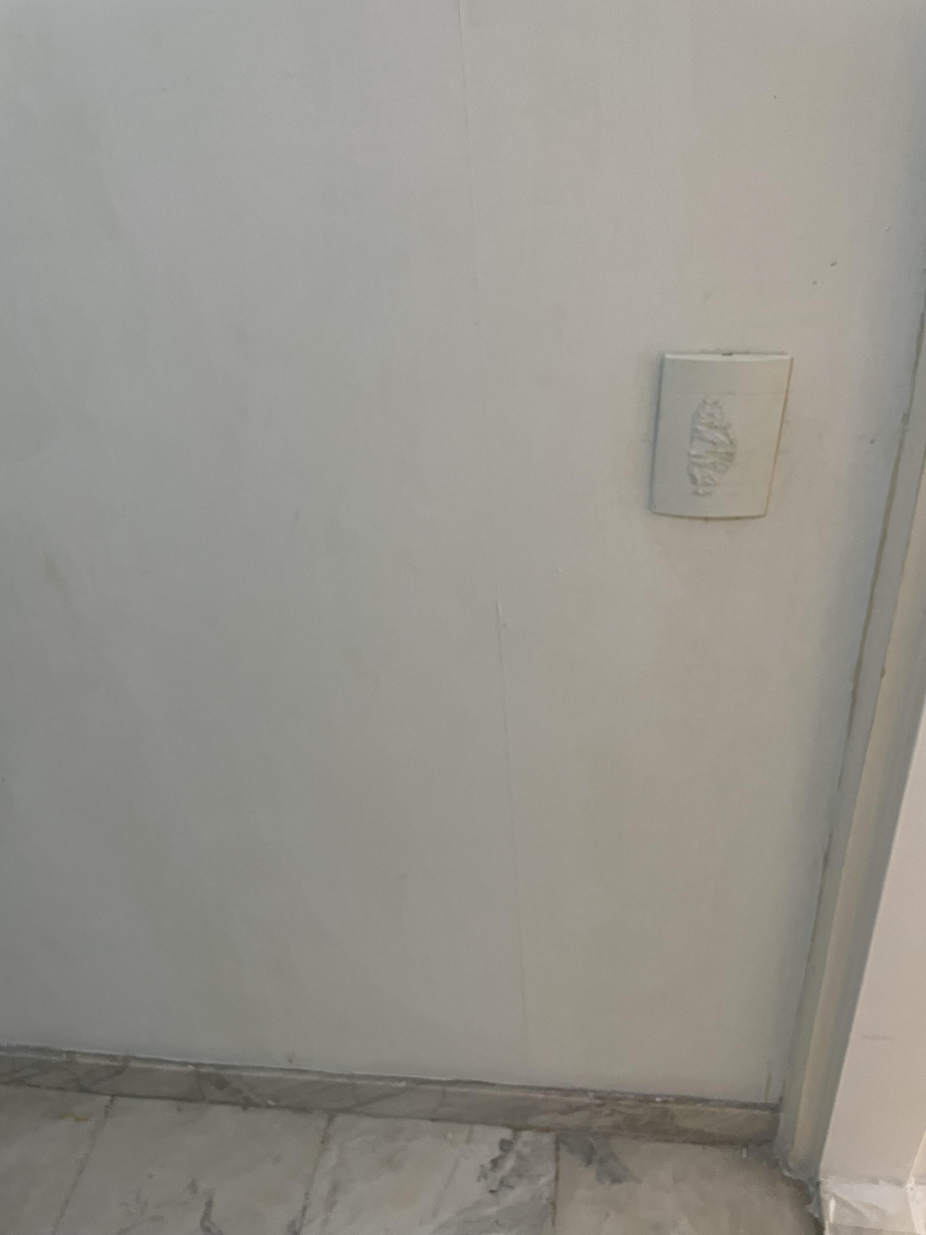 Pontos de reparo antes da instalação do papel de parede