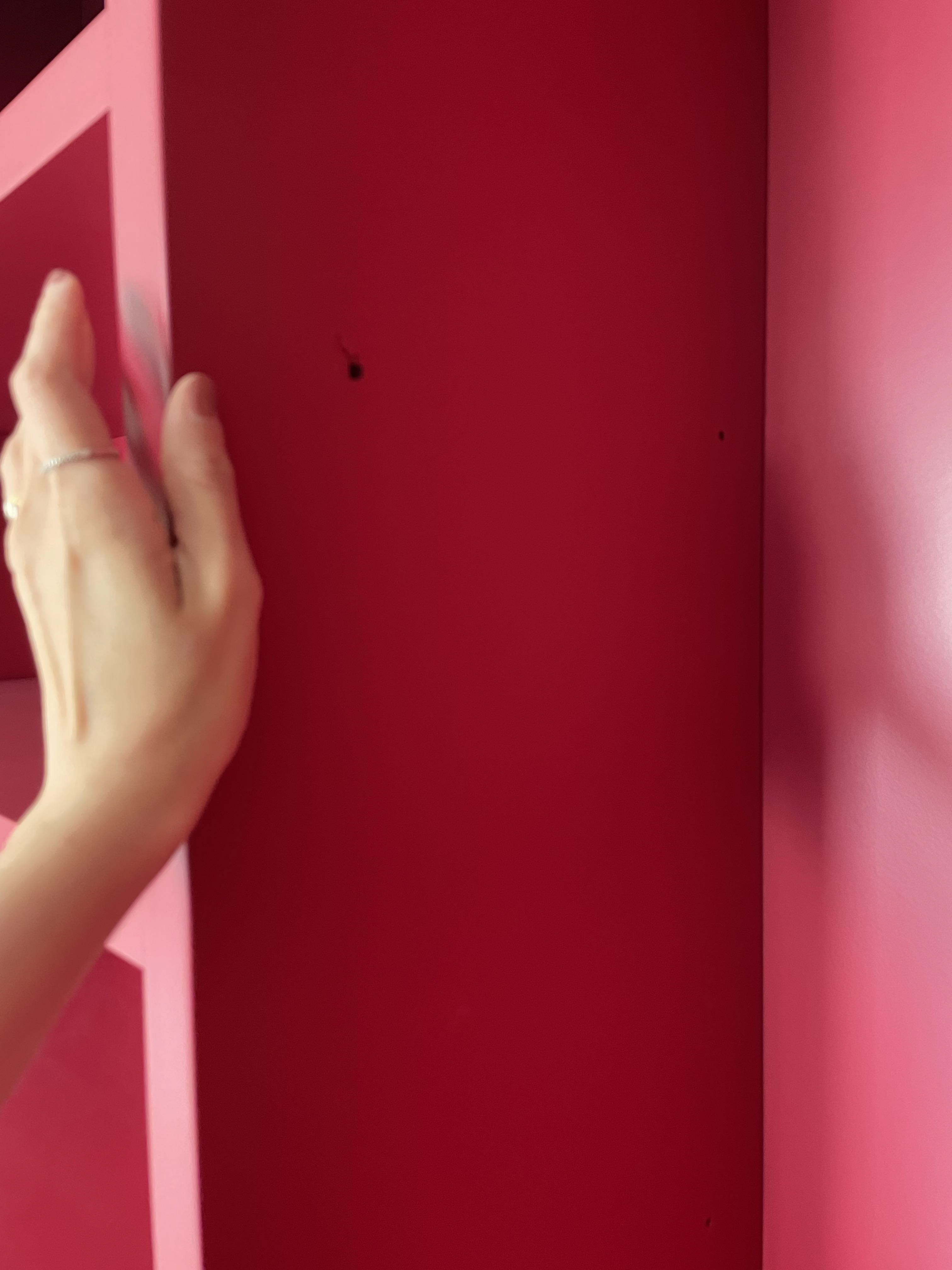 precisam calafetar os furos