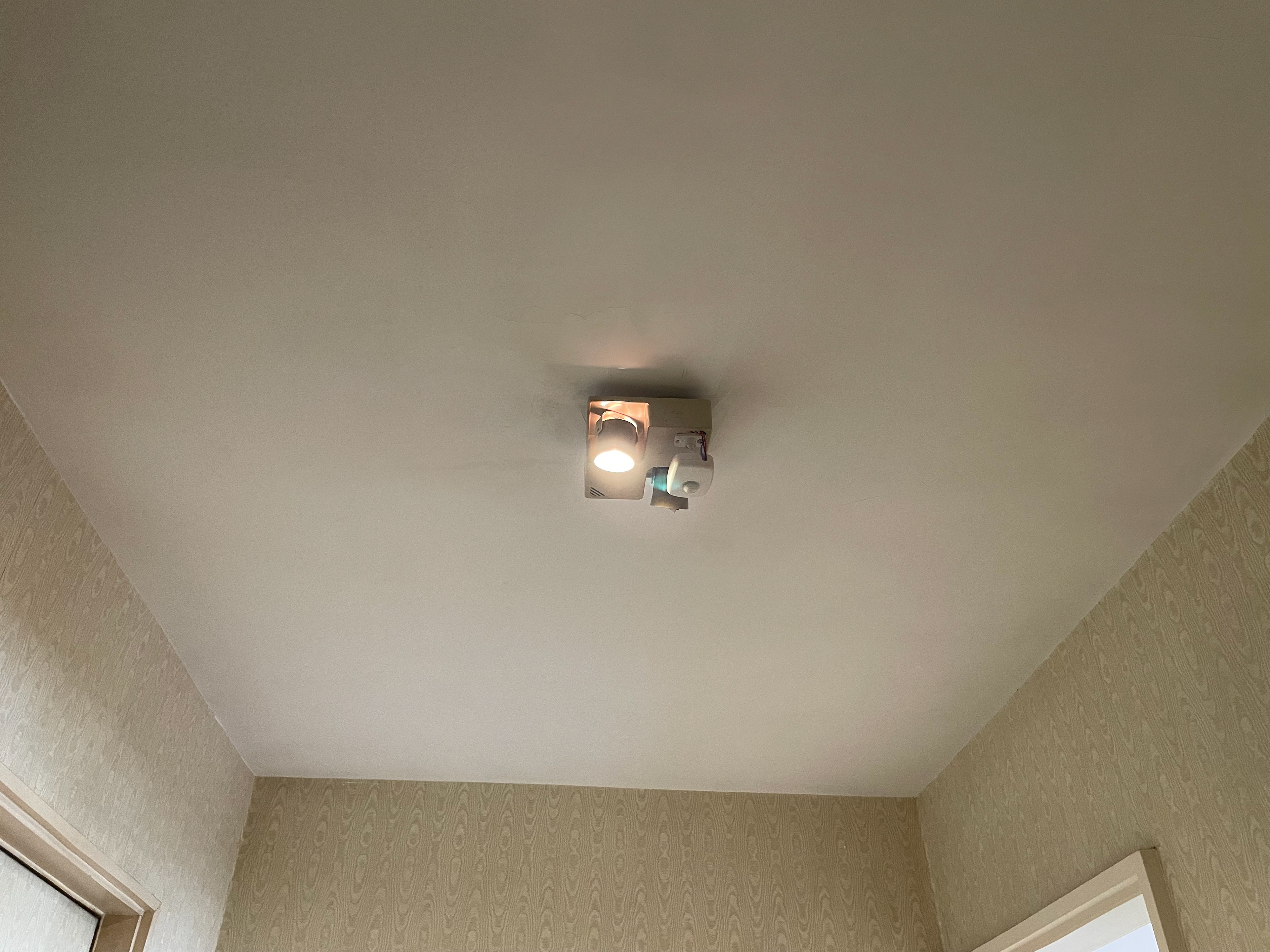 Início do preparo do teto hall de entrada