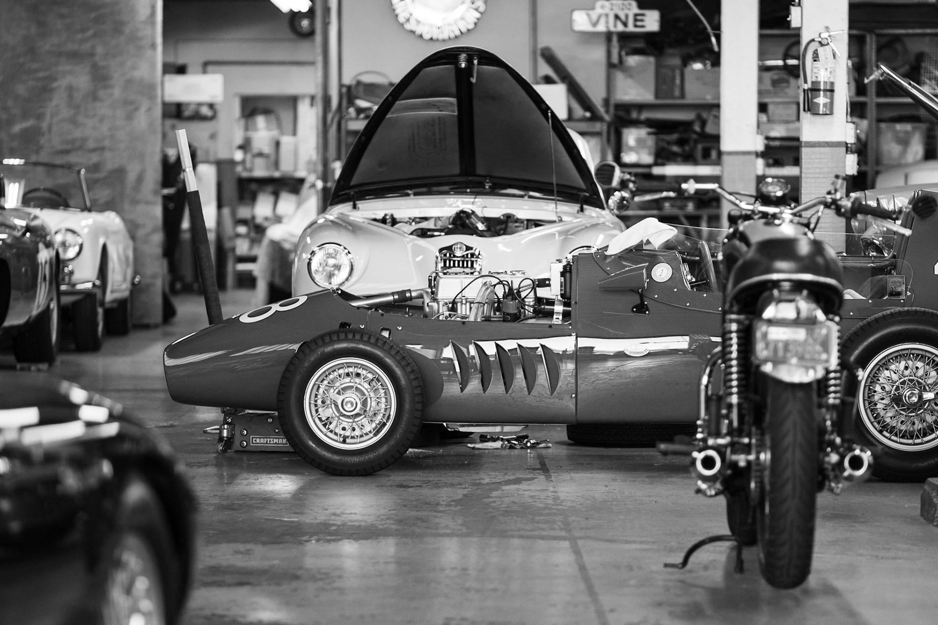 Vintage Garage Scene (Berkeley, USA, 2024)