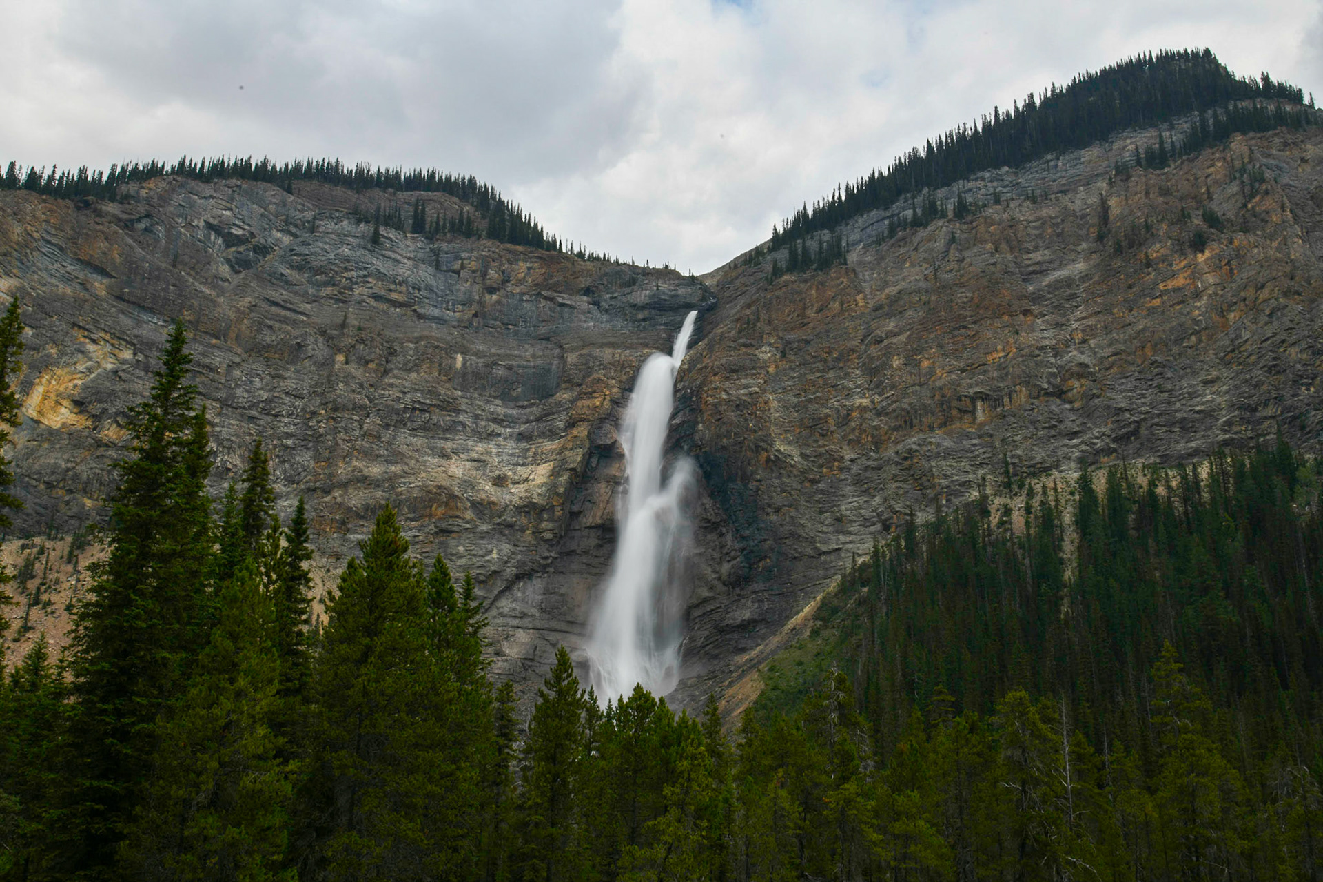 Takakkaw Falls