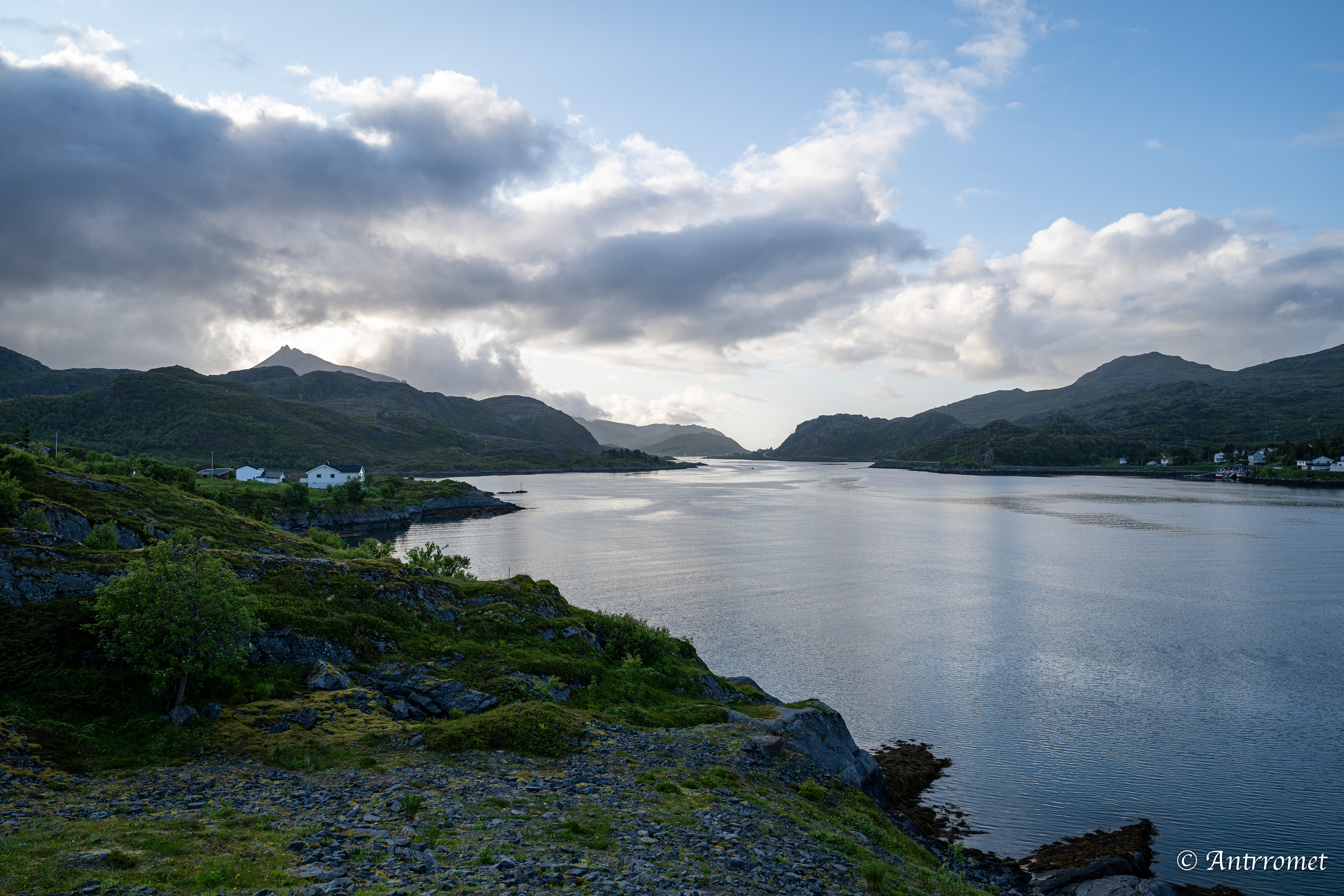 Midnight sun viewpoint