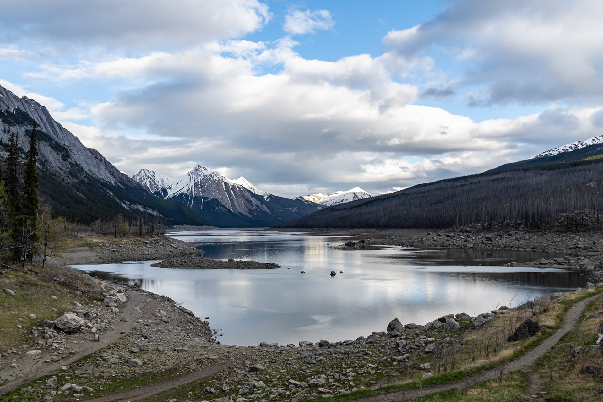 Medicine Lake Lookout