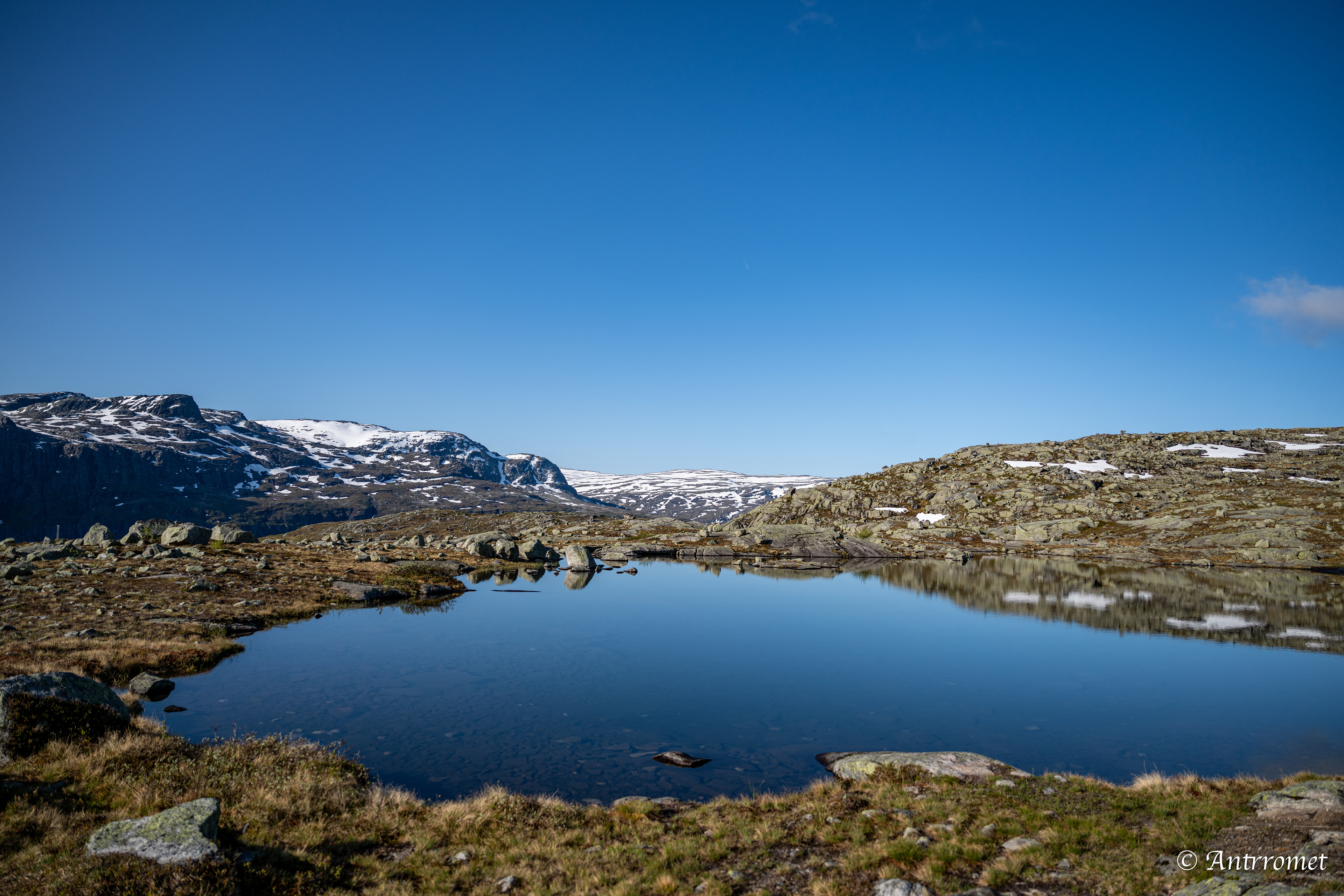 On the Trolltunga hike