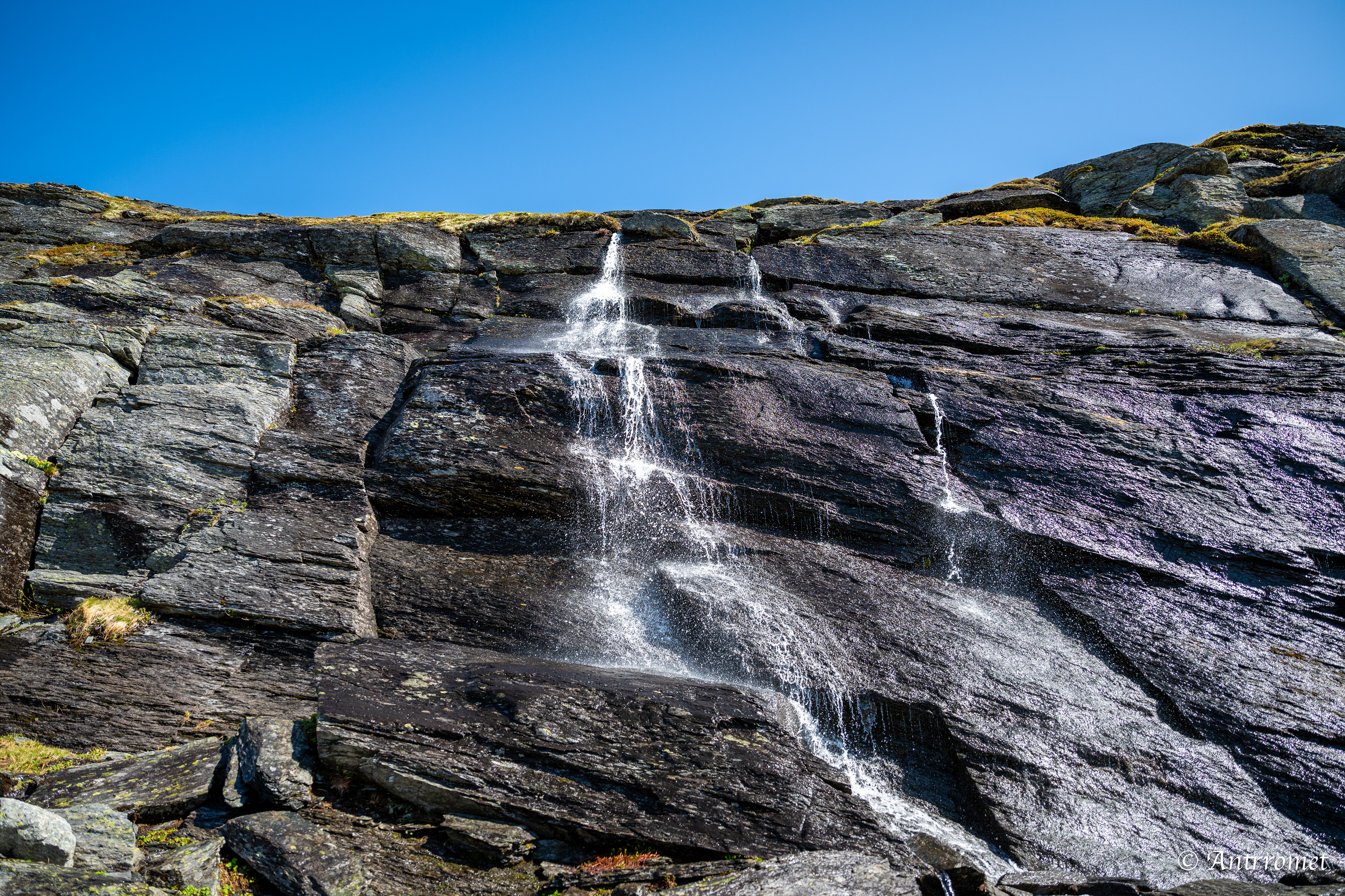On the Trolltunga hike