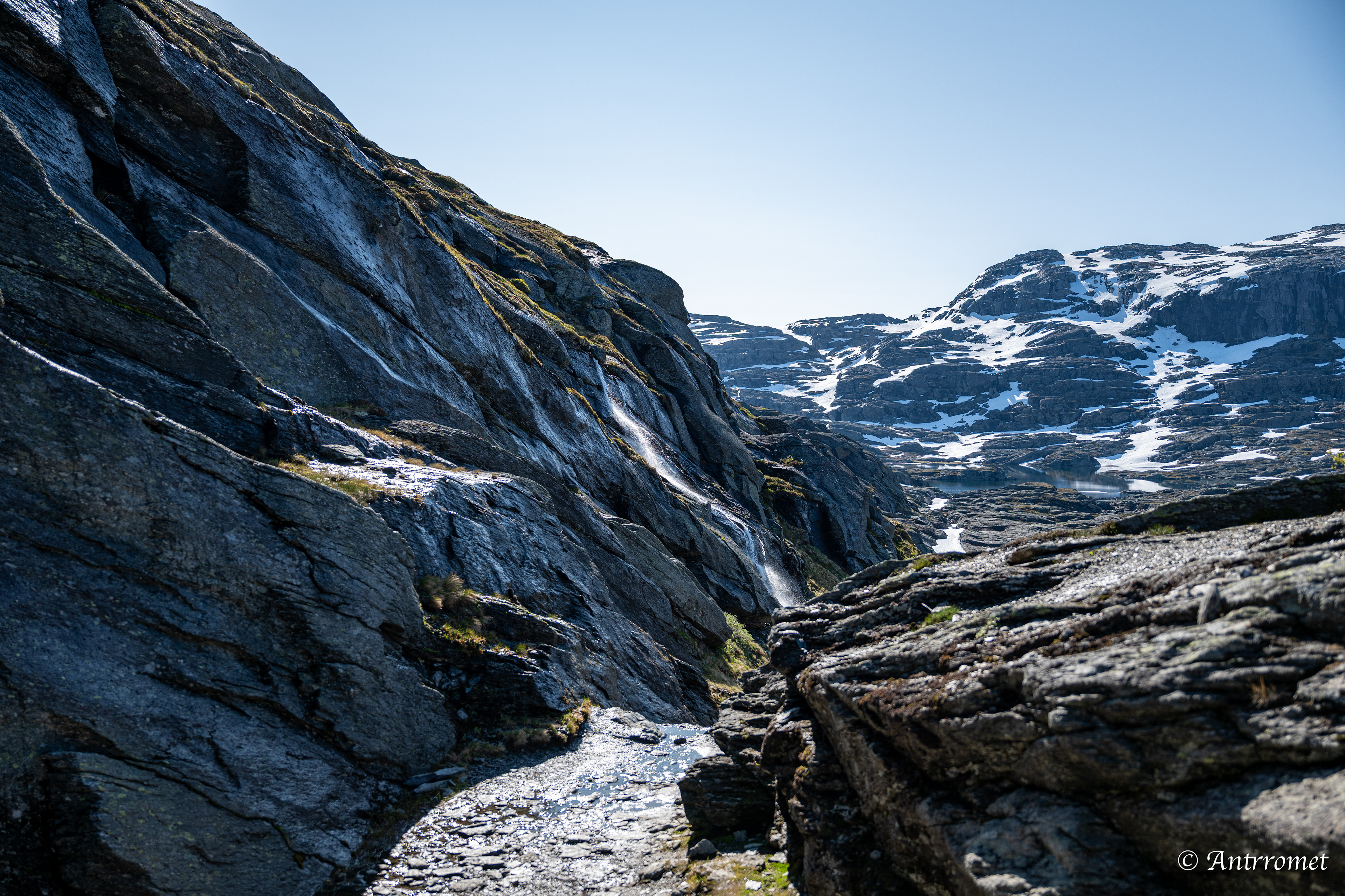 On the Trolltunga hike