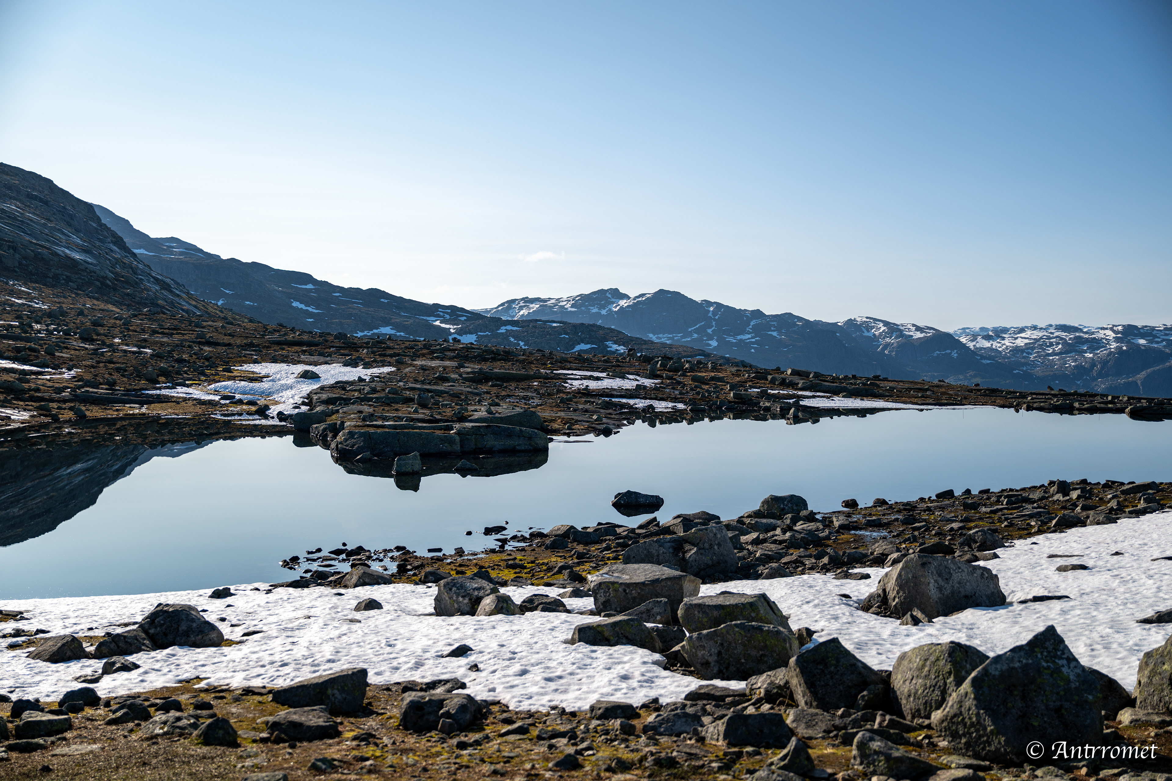 On the Trolltunga hike