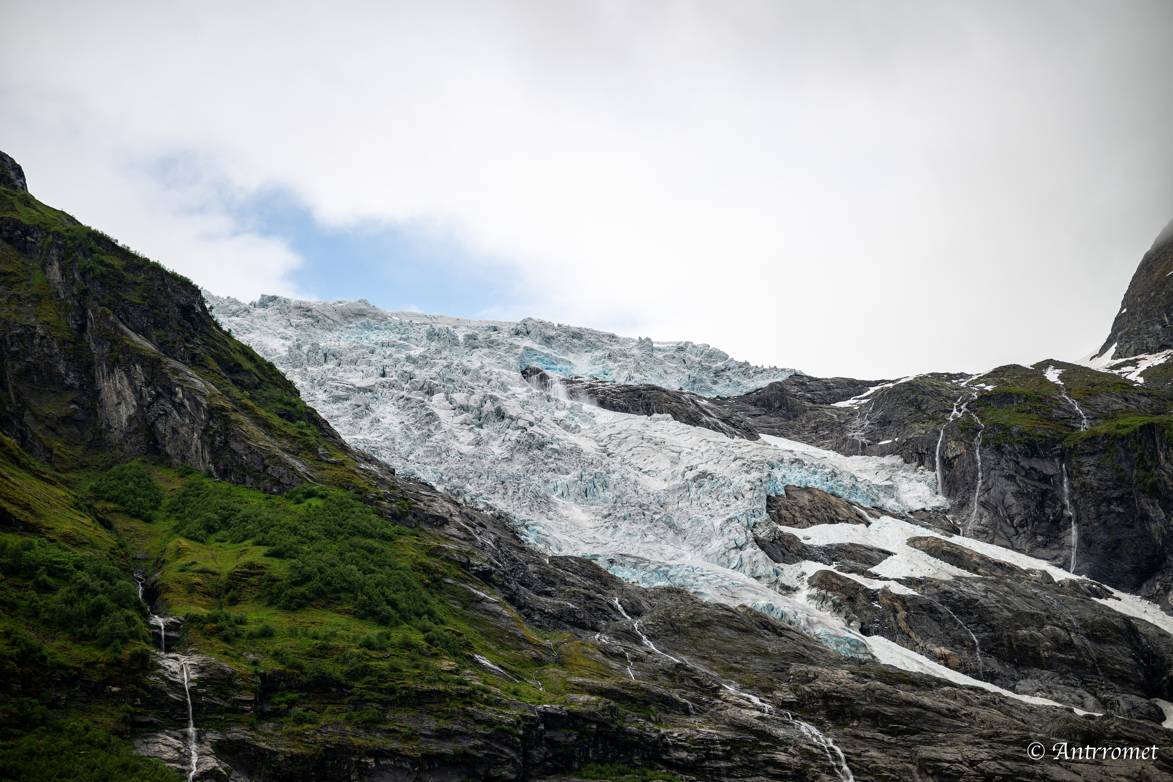 Bøyabreen Glacier Viewpoint