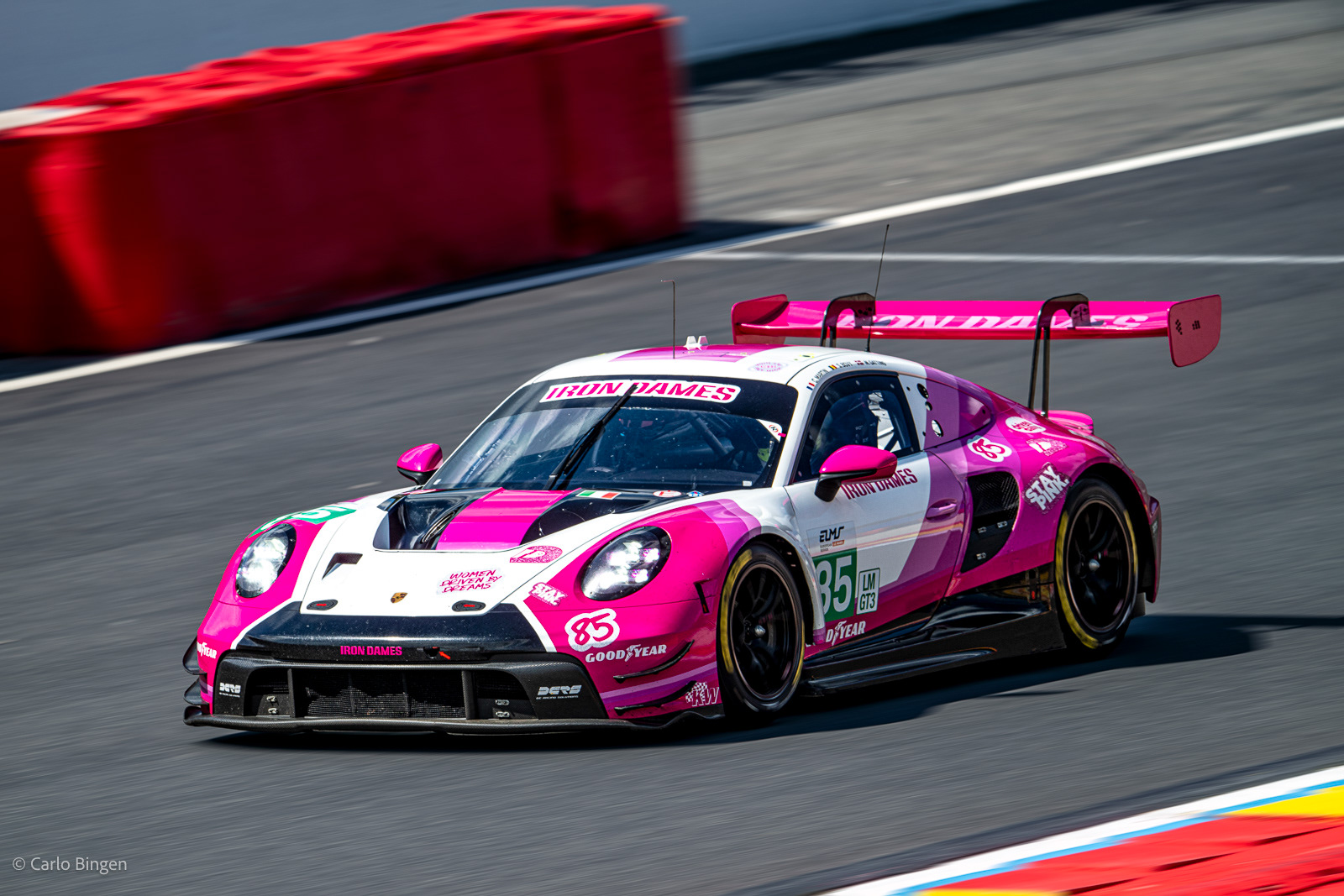 IRON DAMES - Porsche 911 GT3 R LMGT3