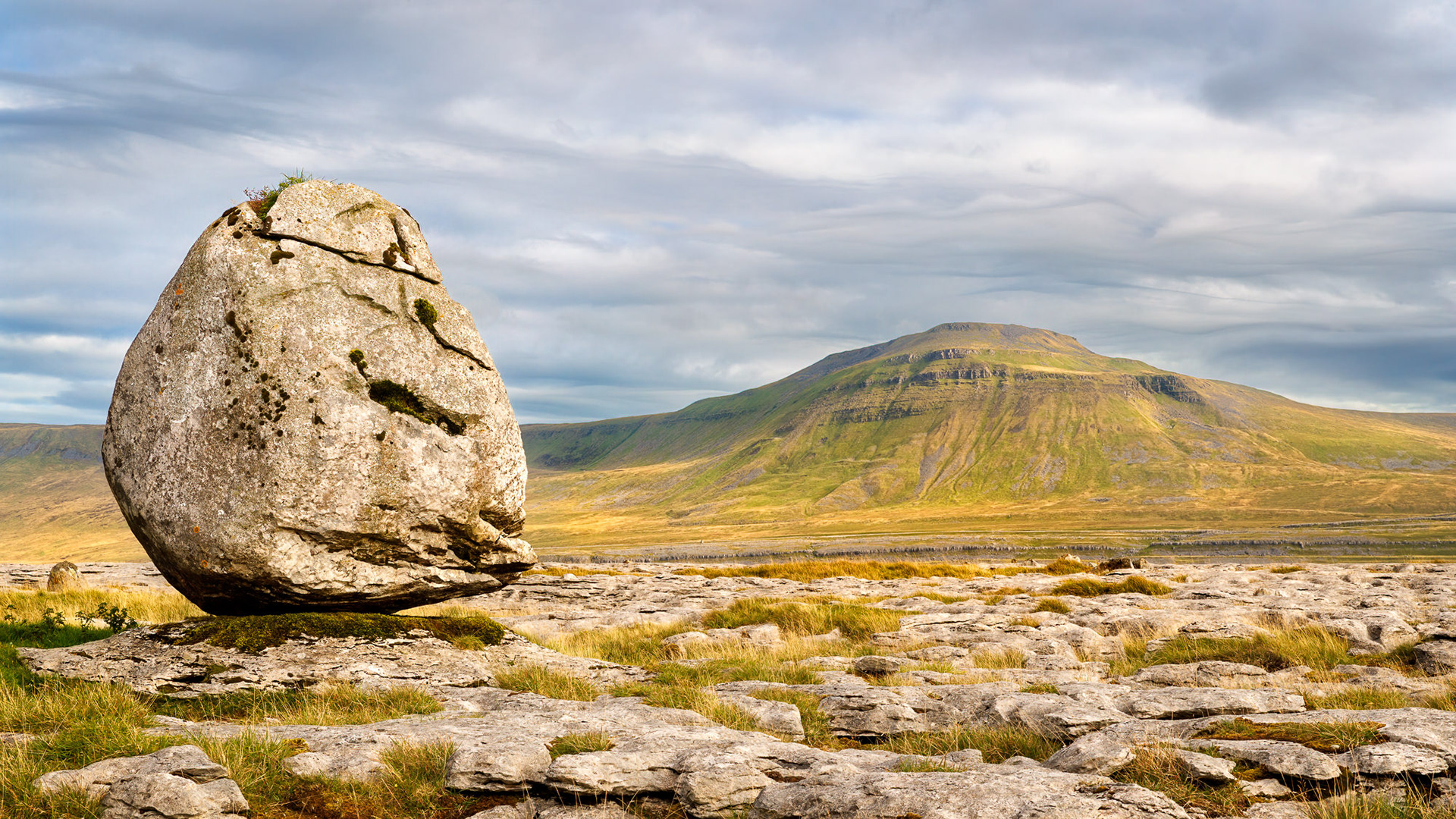 Ingleborough, UK