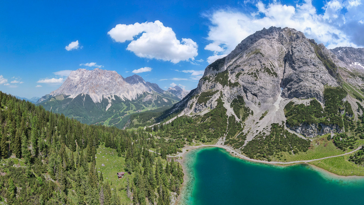 Zugspitze & Vorderer Tajakopf mit Sebensee