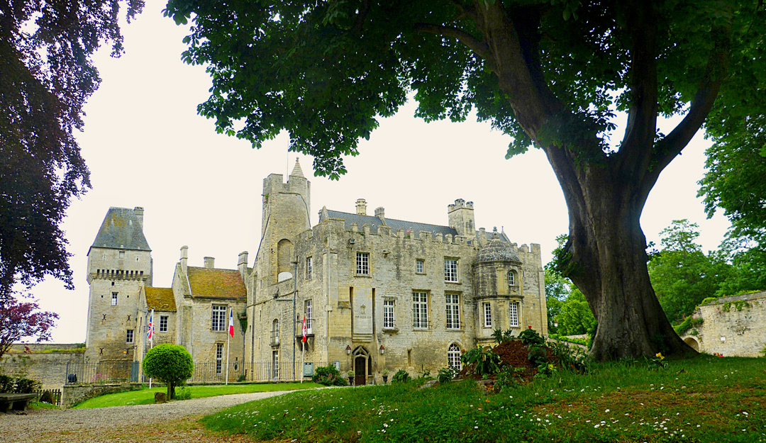 CHATEAU CREULLY