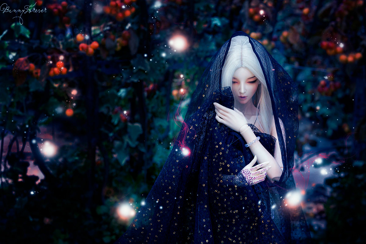 I won DolkUS Halloween Photo Contest