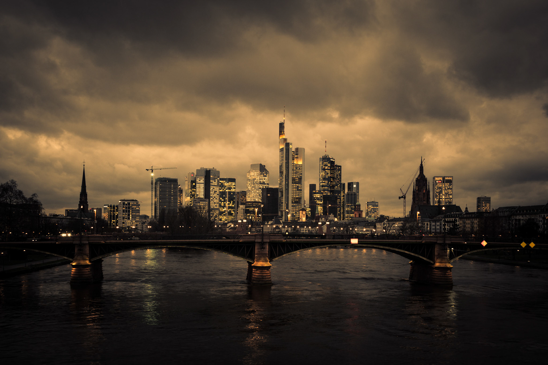 FFM Skyline - Ignatz Bubitz Brücke