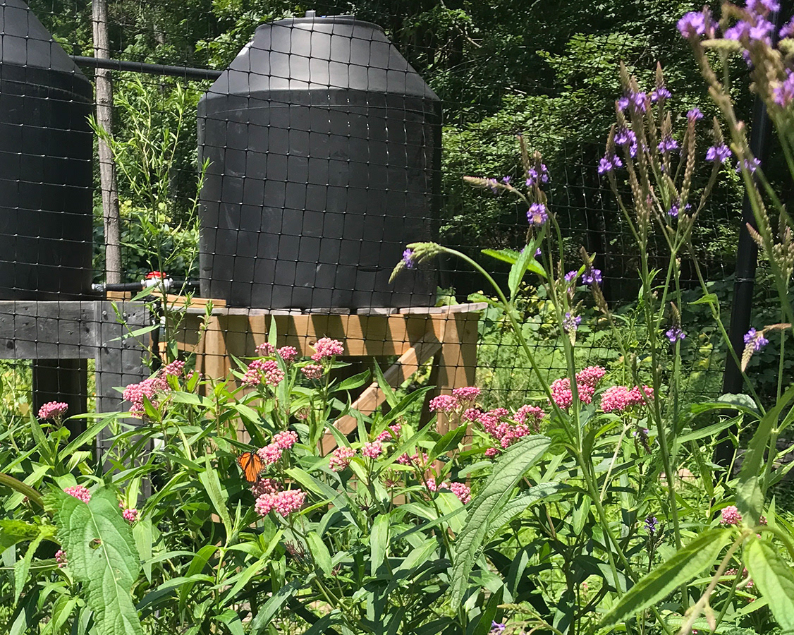 Gravity fed irrigation tanks