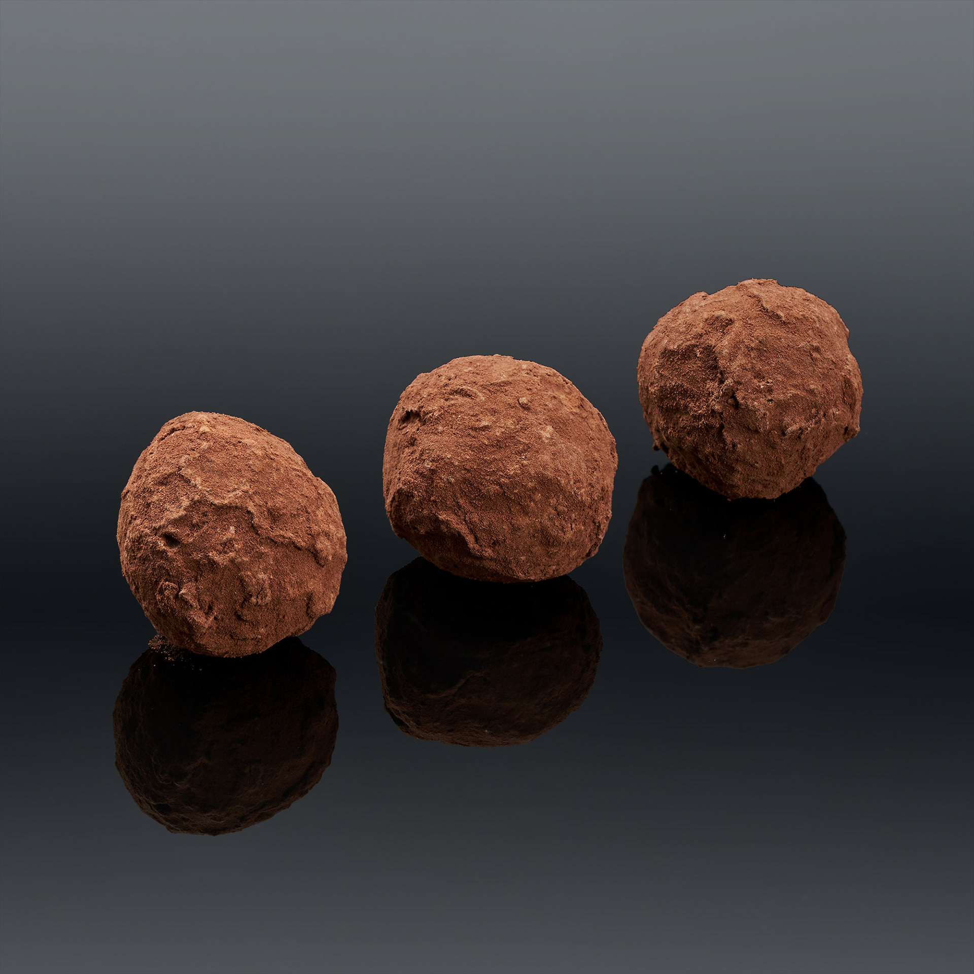 Trufe cu ciocolata neagra