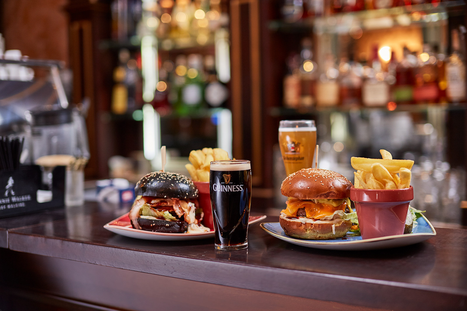 meniuri cu burgeri si bere Guinness 