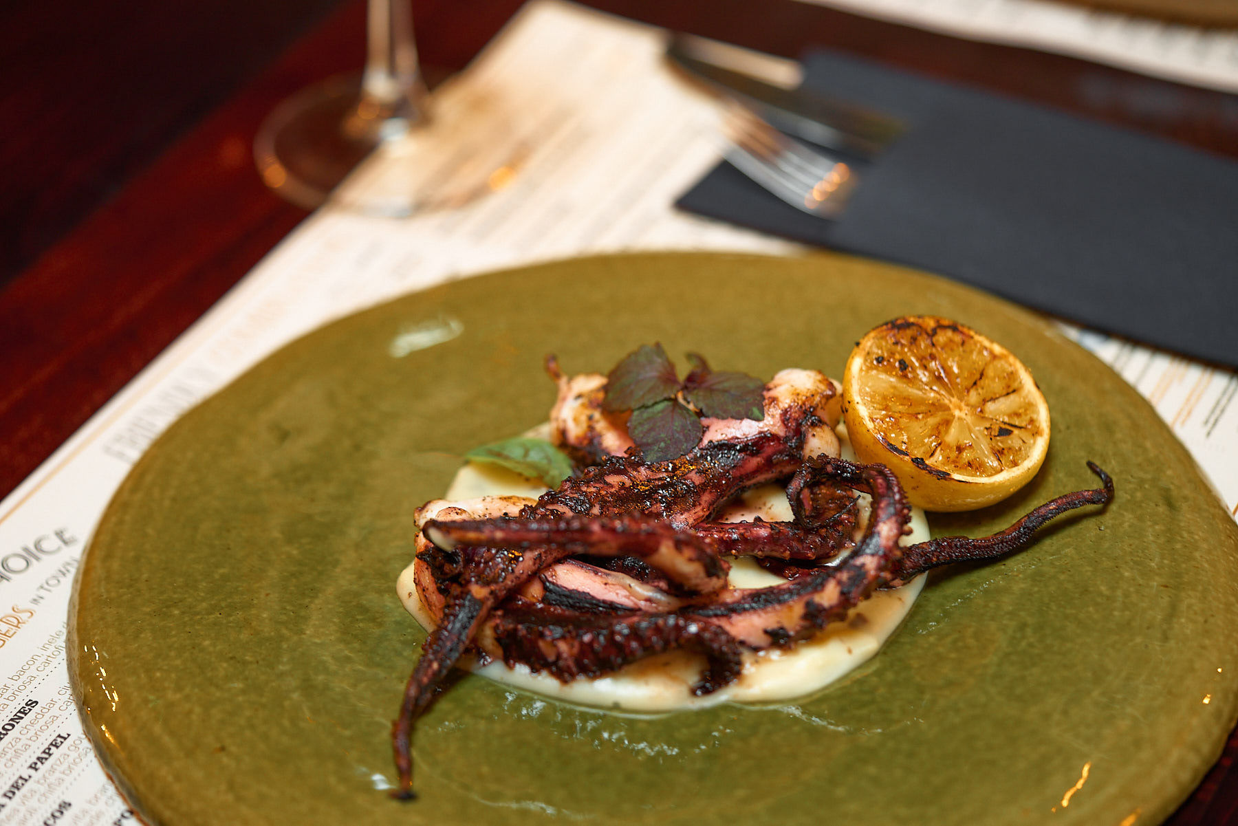 Caracatita pe gratar