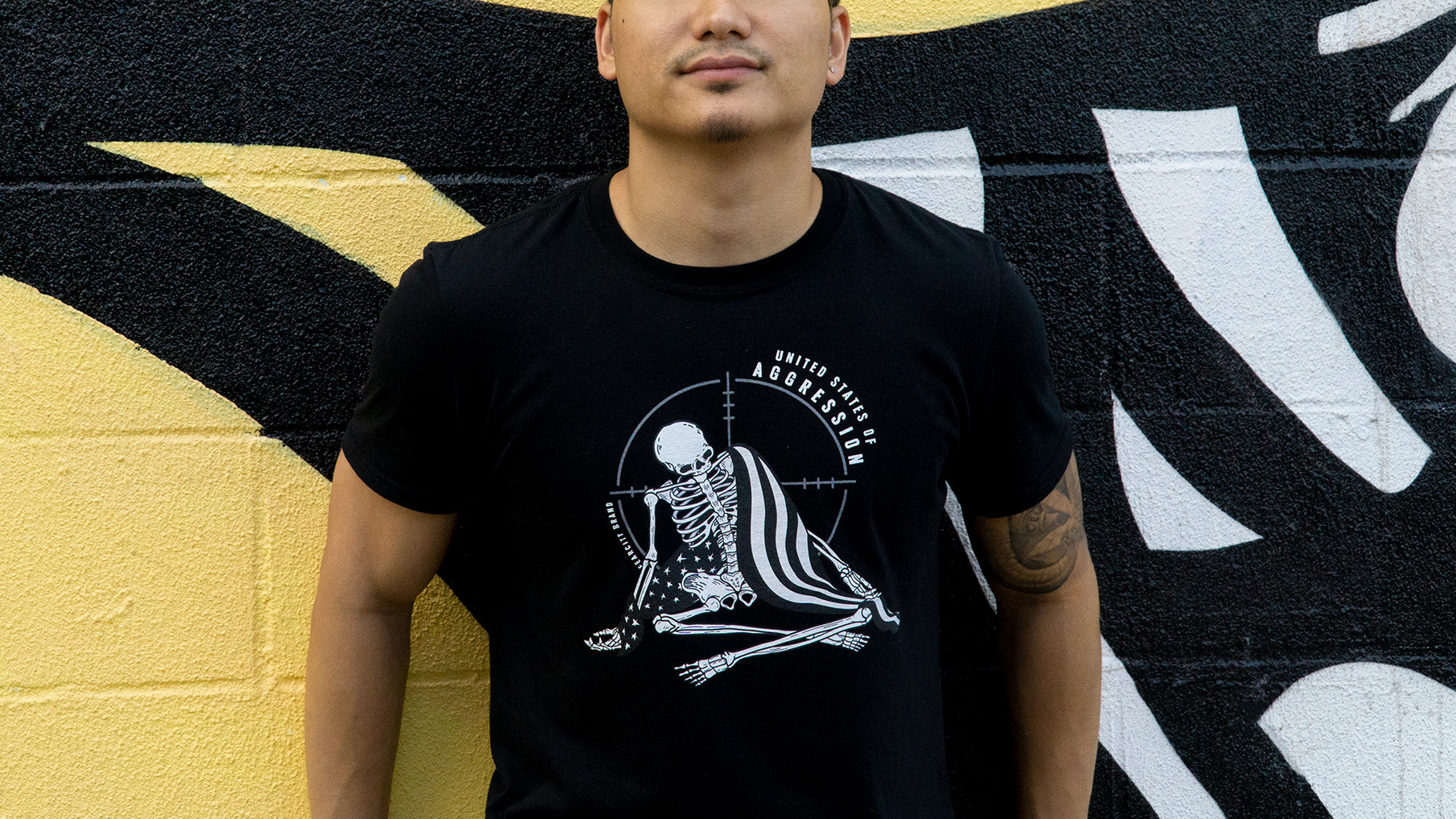 U.S.O.A - Graphic Tee print (black)