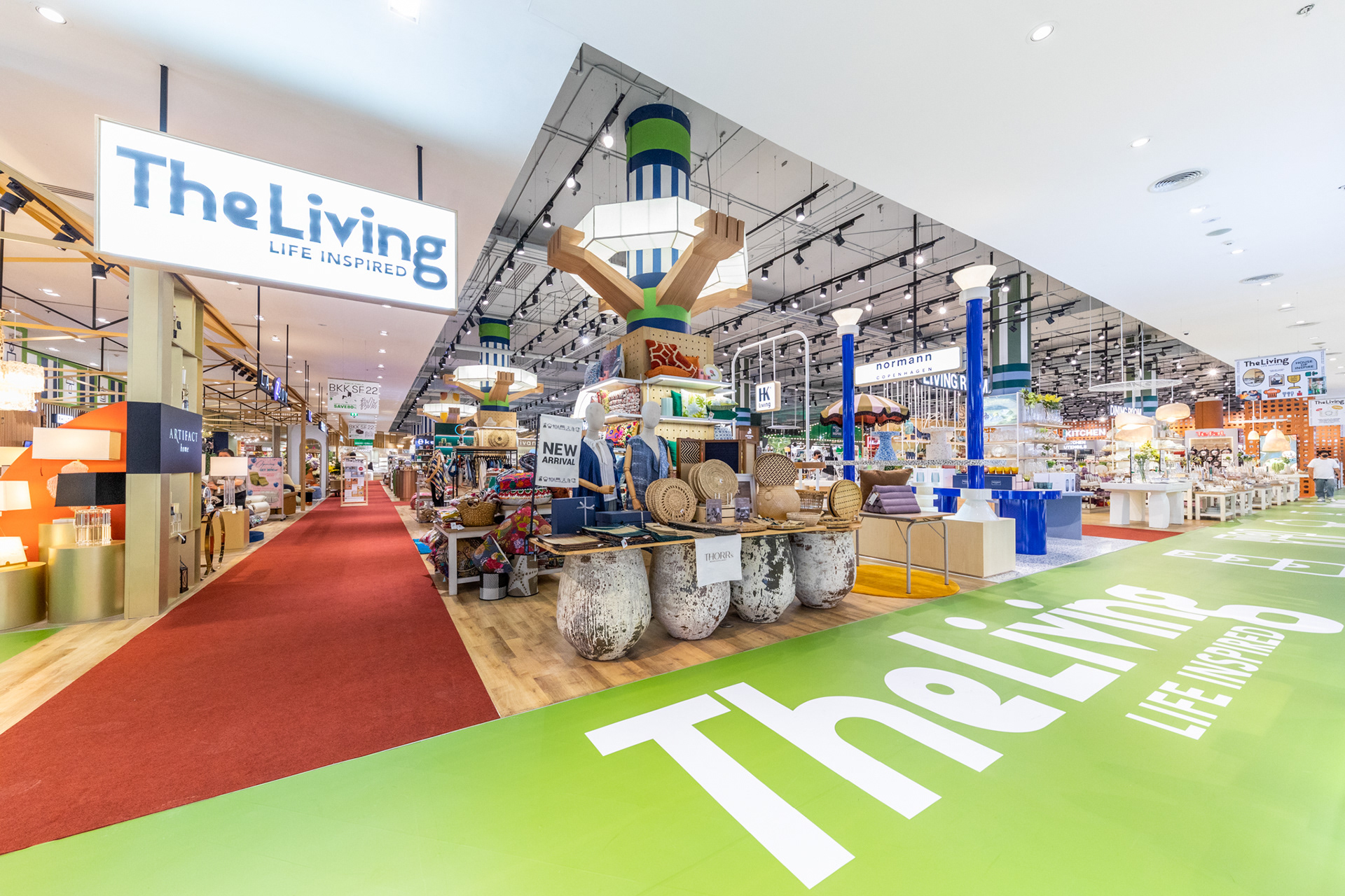 THE LIVING HALL @SIAM PARAGON