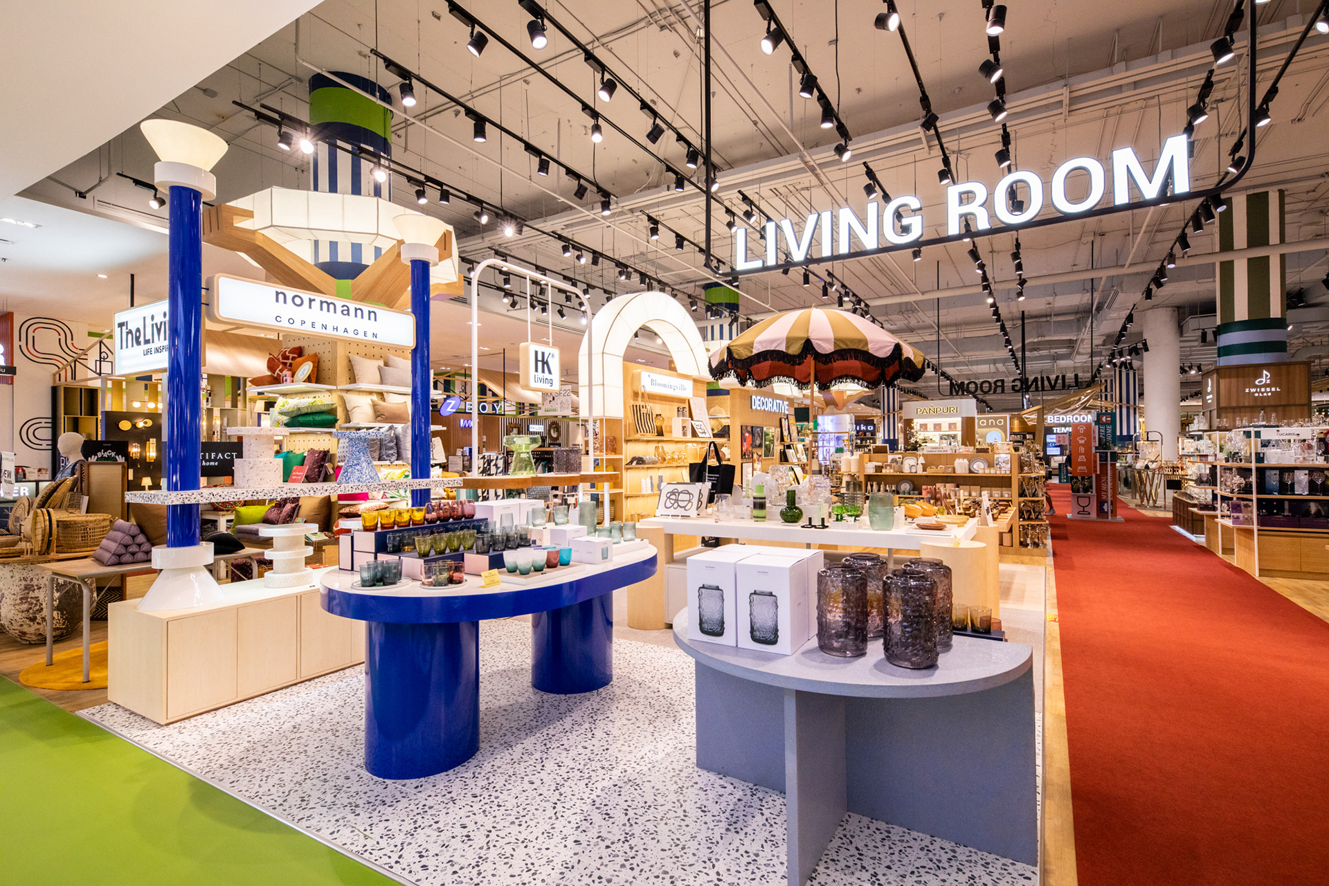 THE LIVING HALL @SIAM PARAGON