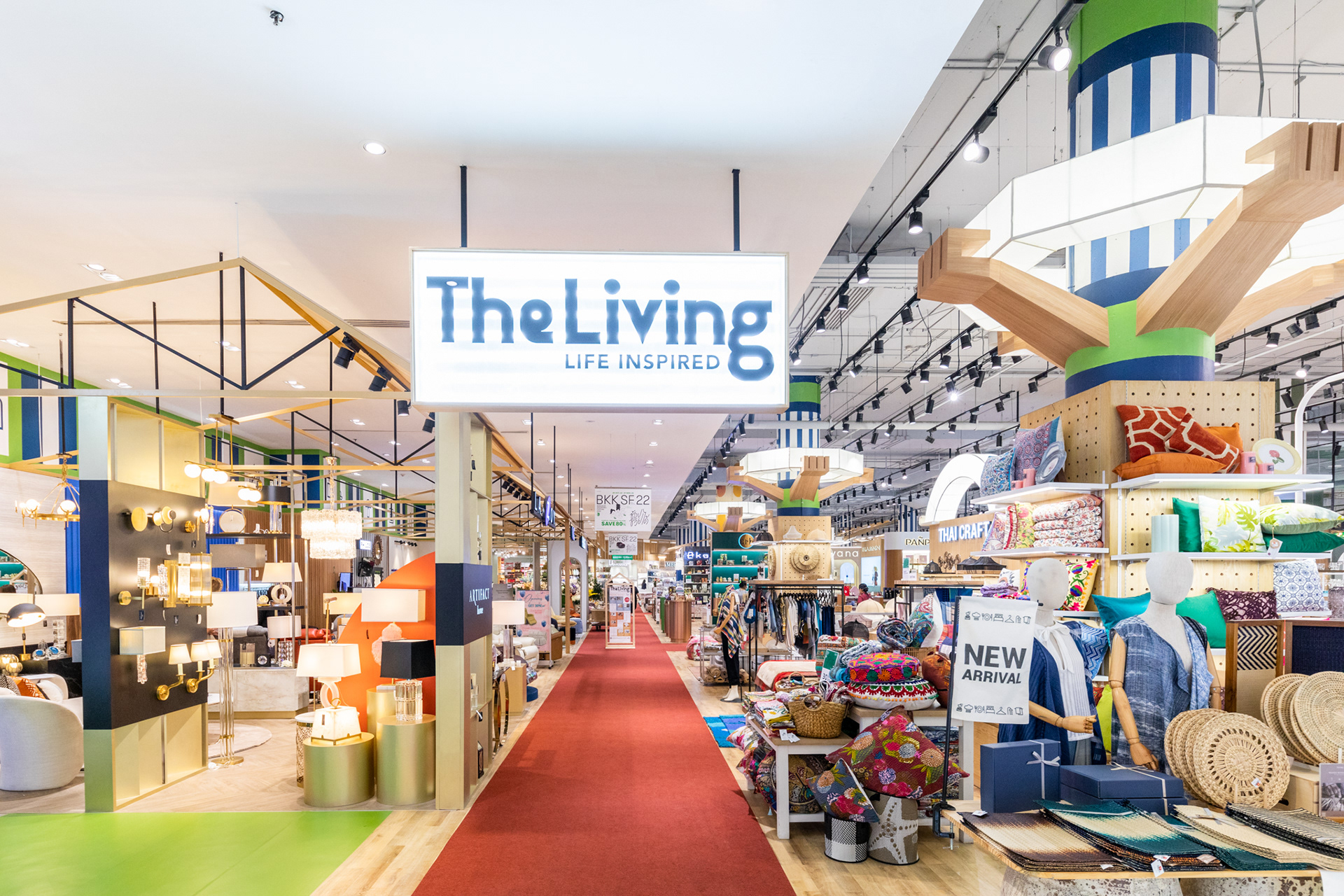 THE LIVING HALL @SIAM PARAGON