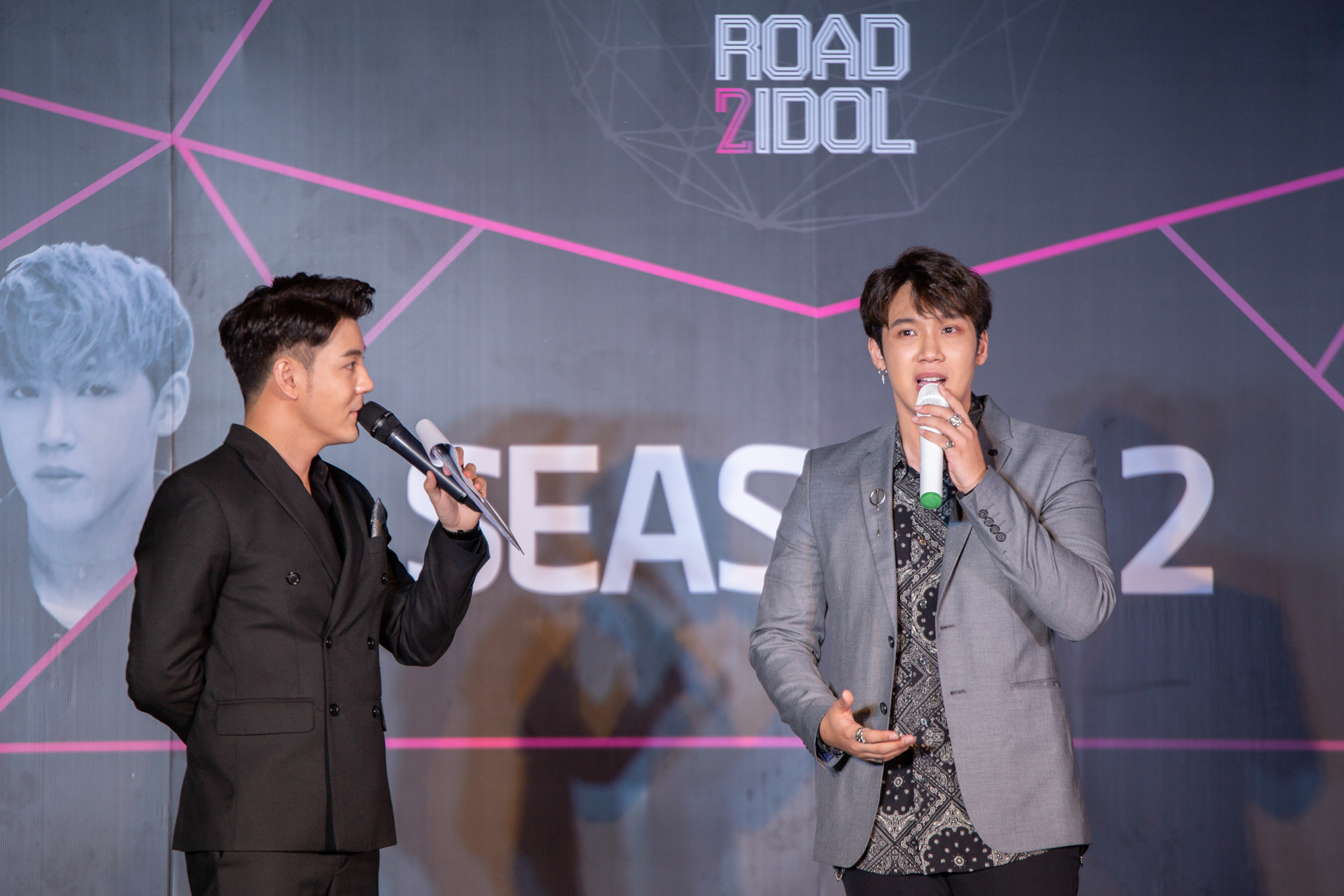 ROAD 2 IDOL BY KANGSOM THE STAR