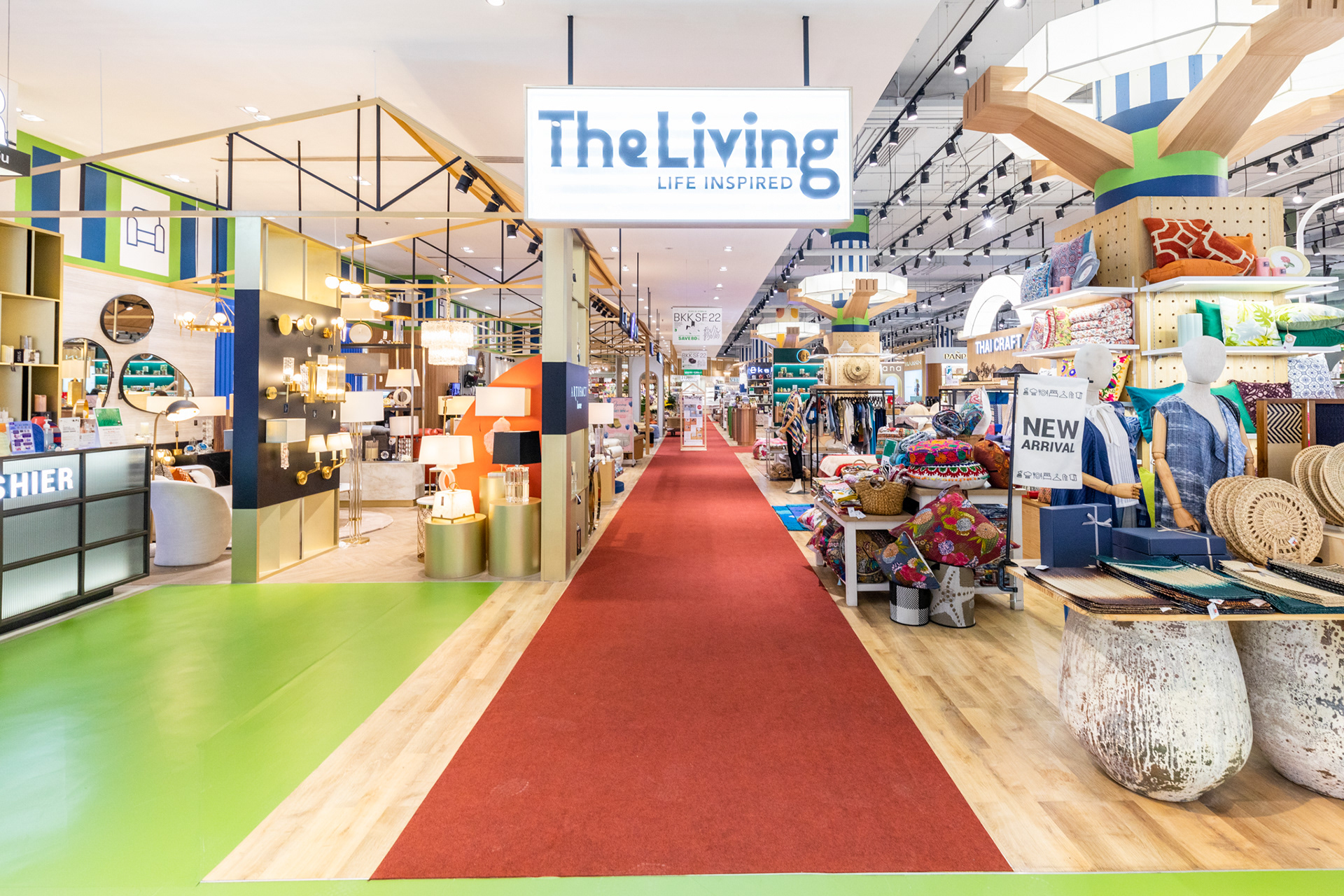 THE LIVING HALL @SIAM PARAGON