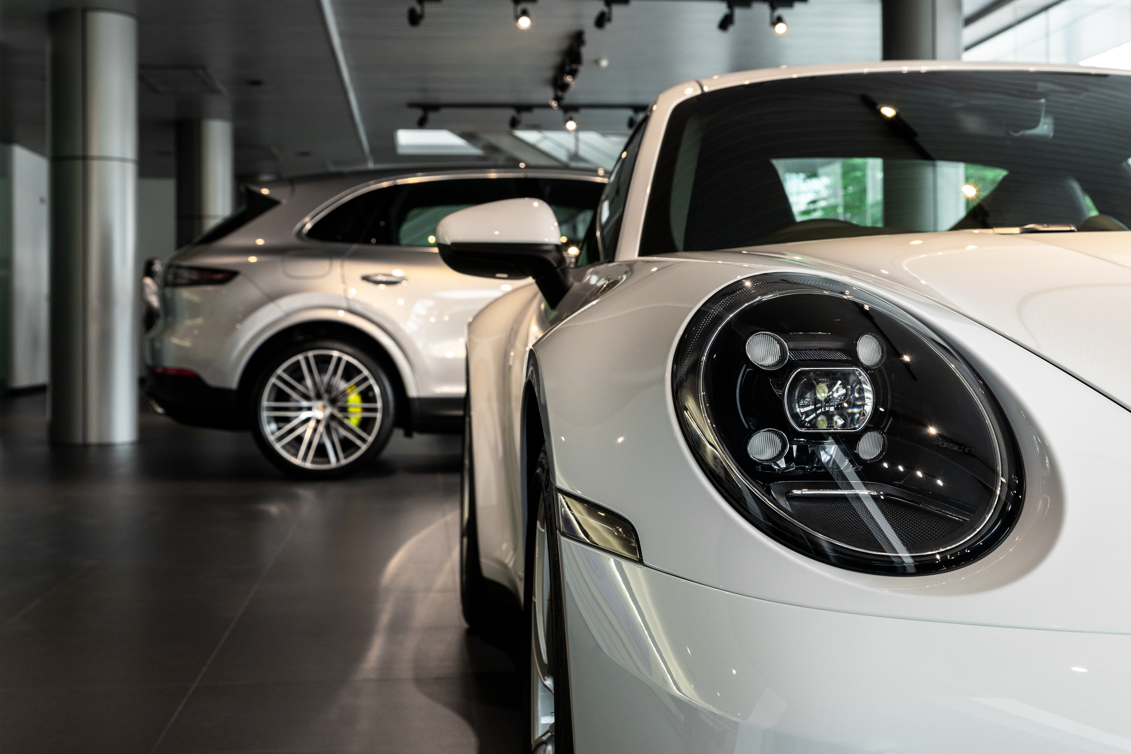 SHOWROOM PORSCHE