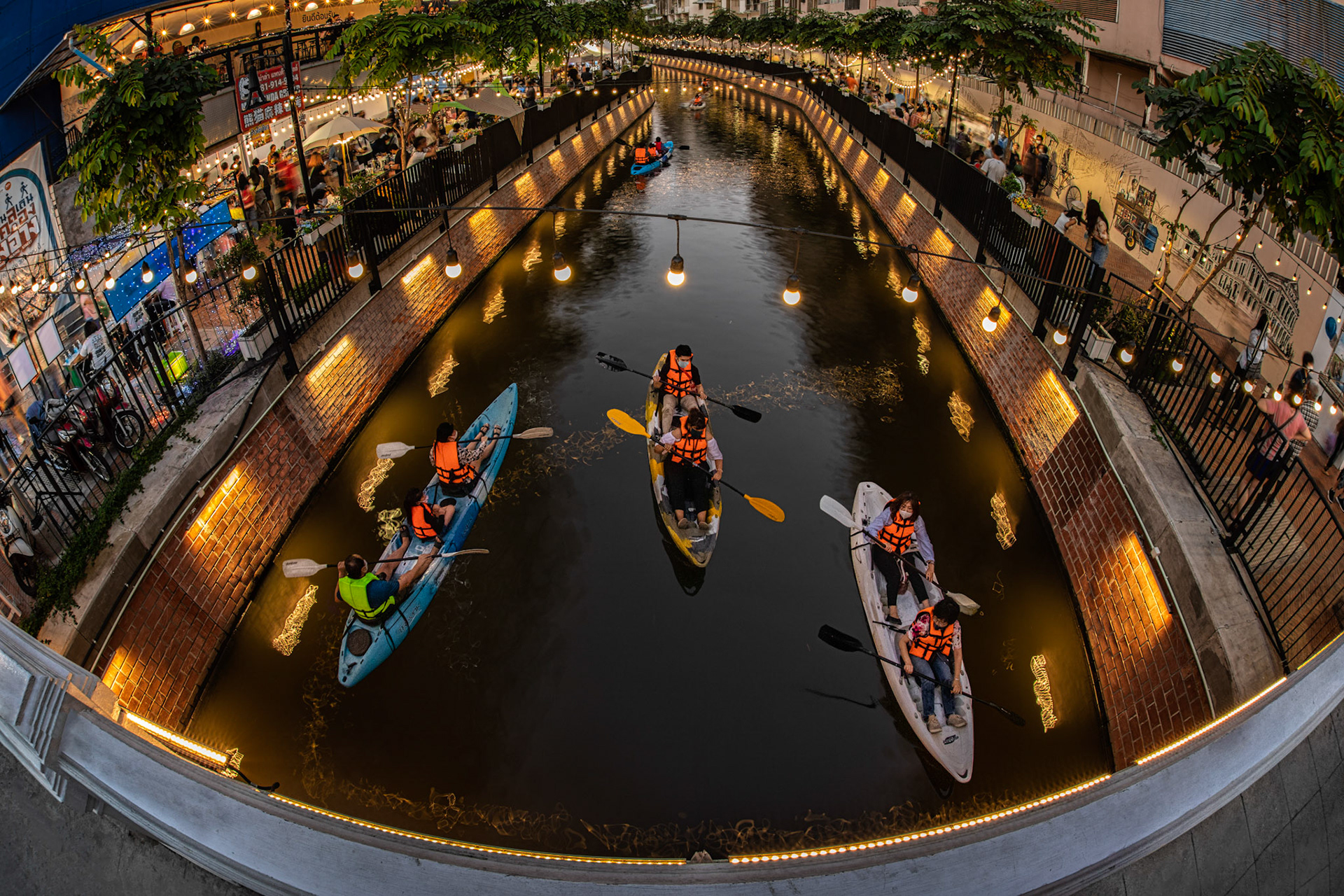 COVID-19 AND NUMJAI PHOTO CONTEST BY THE ROYAL PHOTOGRAPHIC SOCIETY OF THAILAND / FOR EXHIBITION 1,000 BAHT
