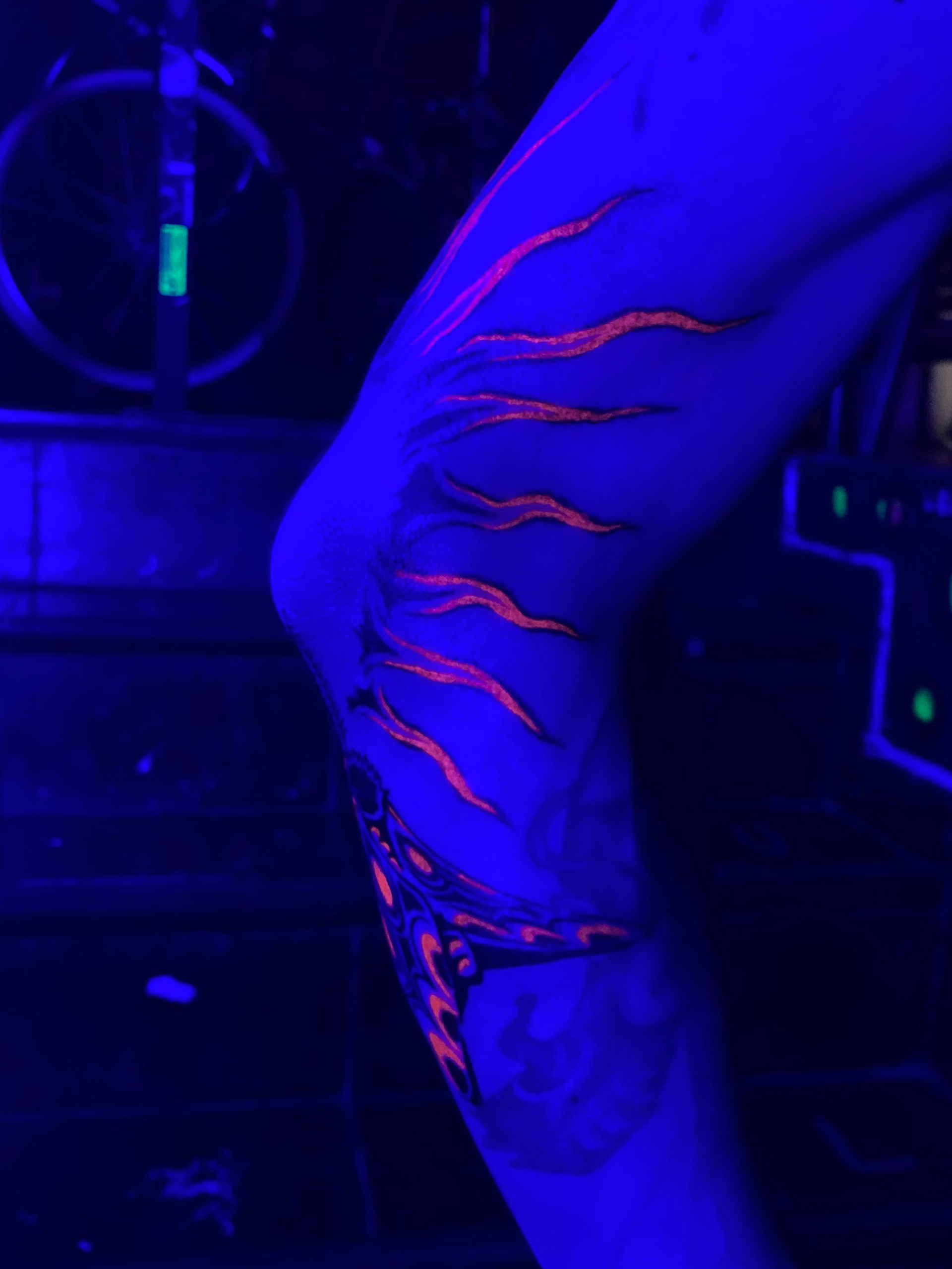 the ink glows in the dark