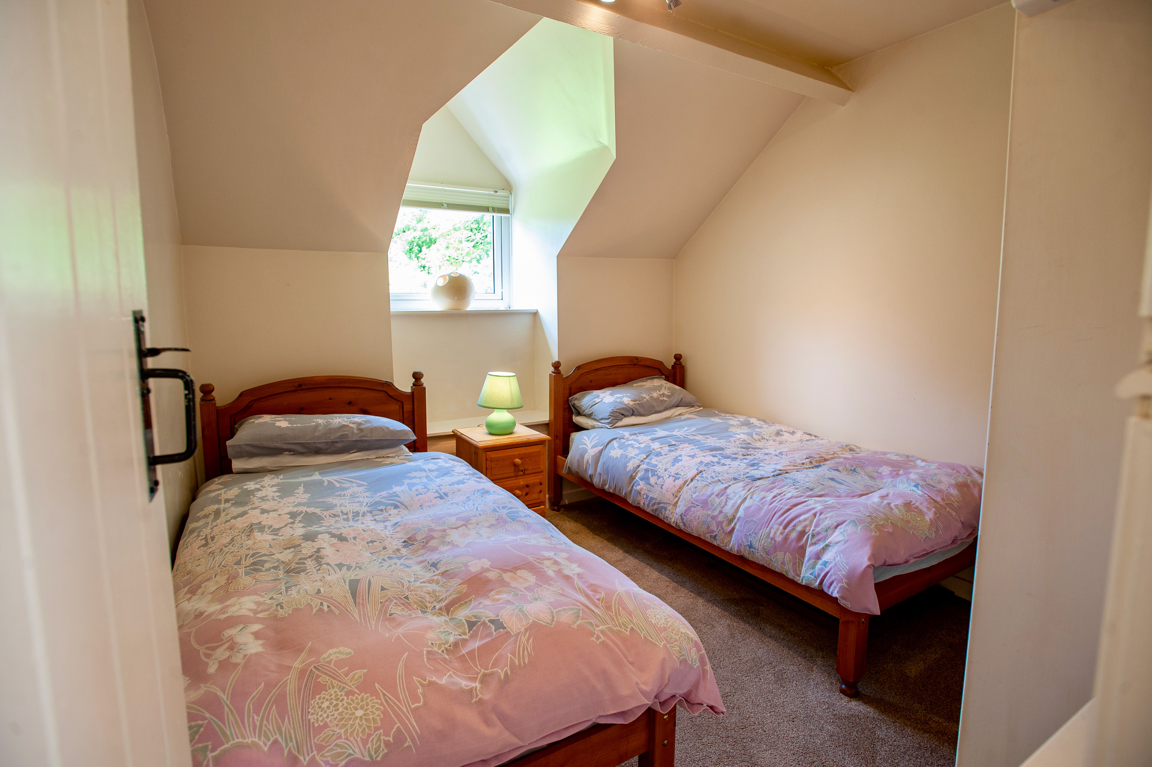 Twin Bedroom