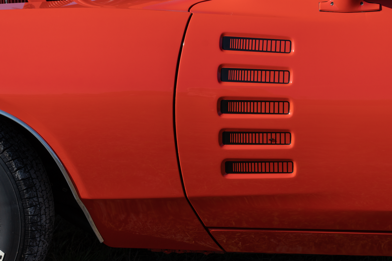with elegant vents