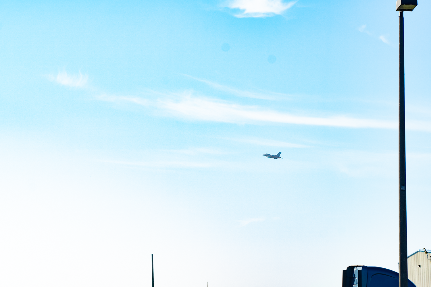 F16 takeoff
