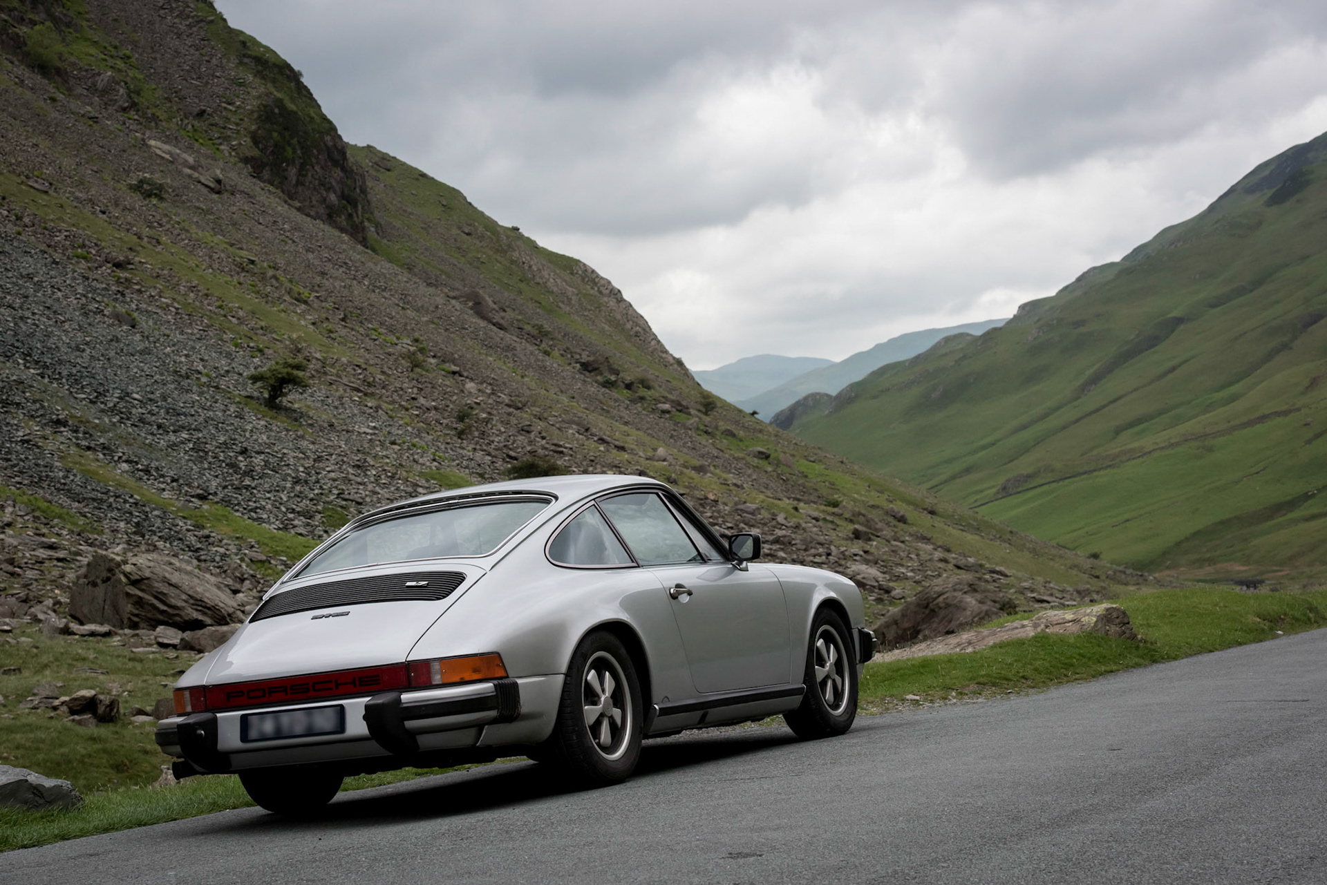 Porsche 911S | 1975