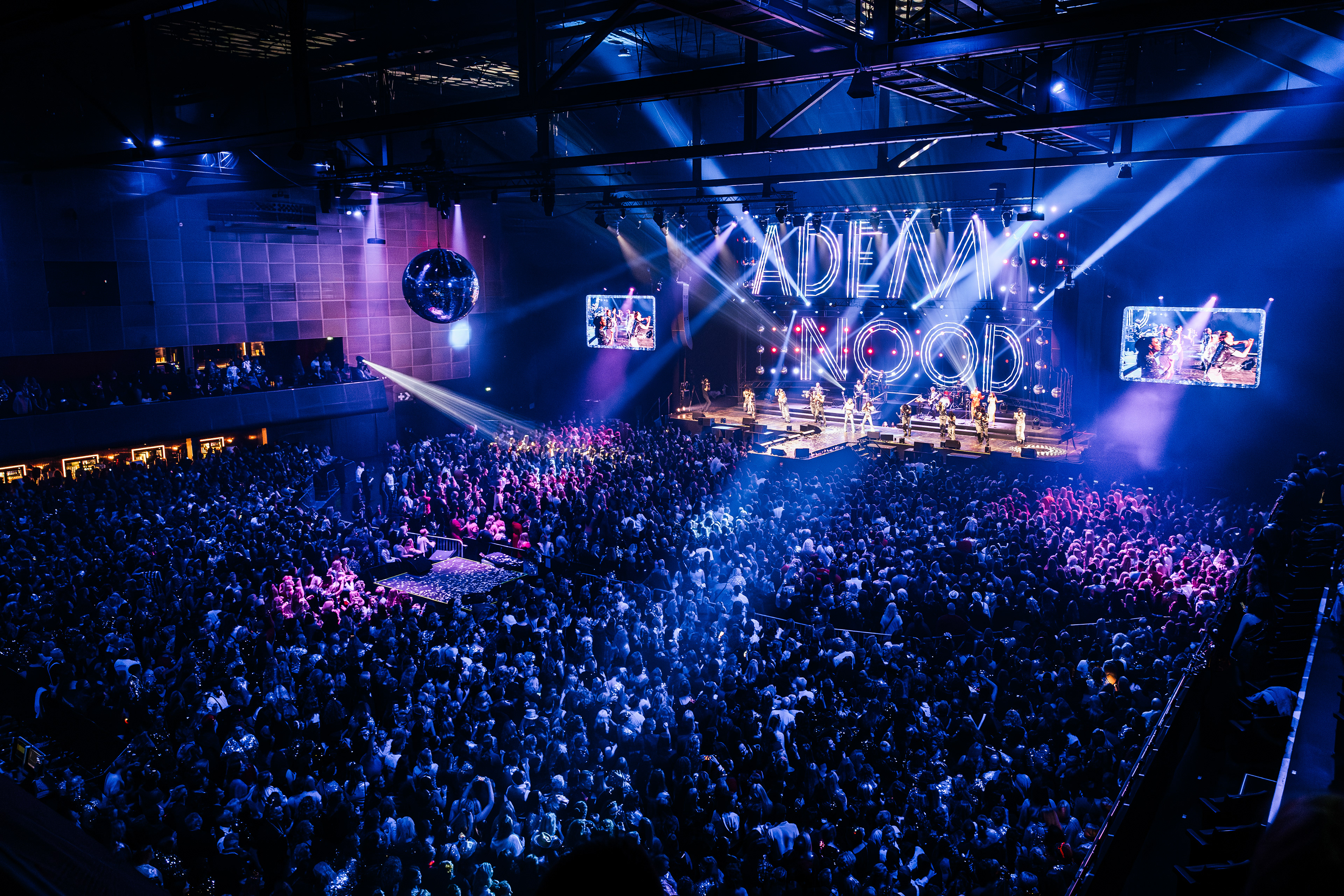 Het Grote Ademnood Discobal