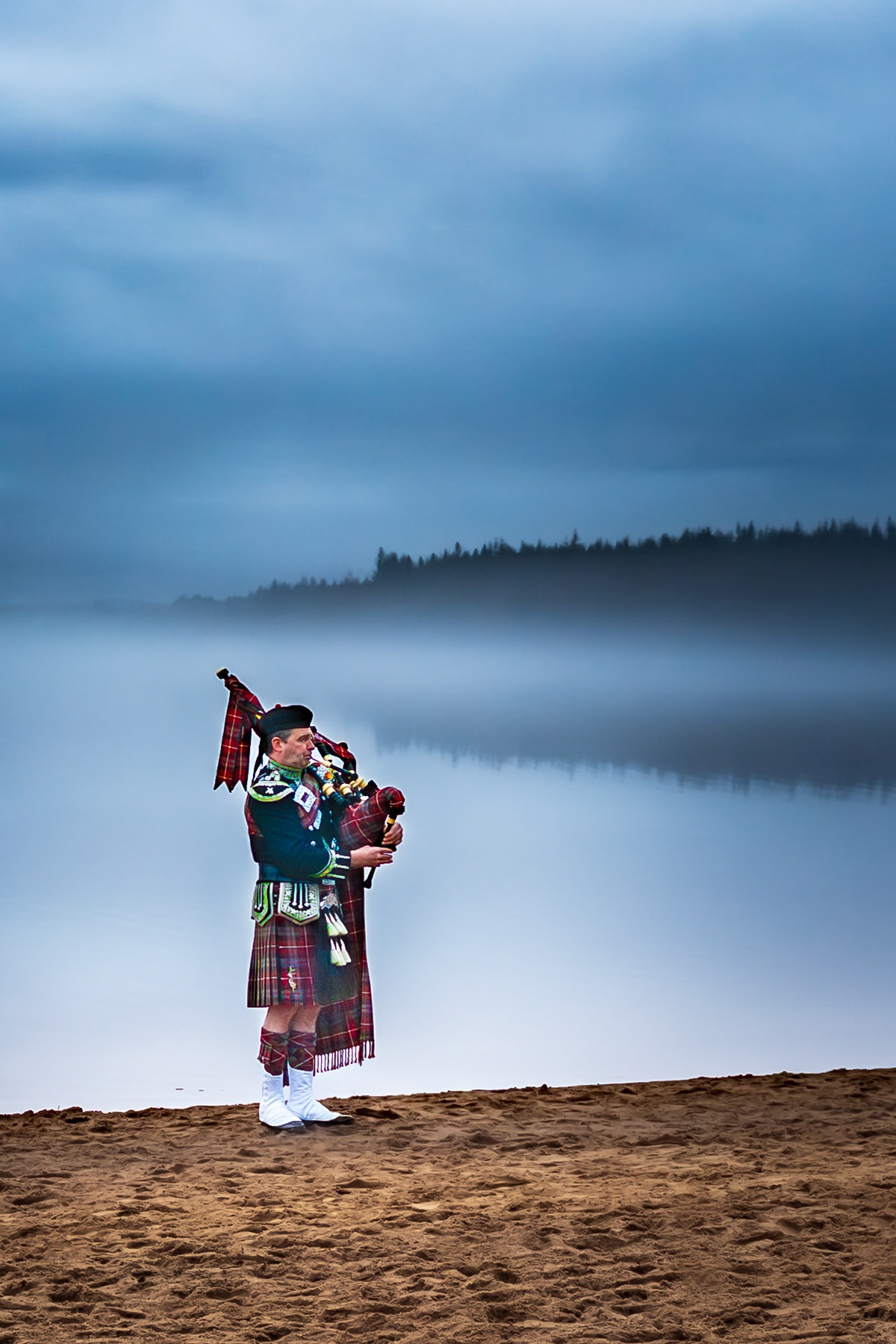 Spud the Piper - Loch Morlich