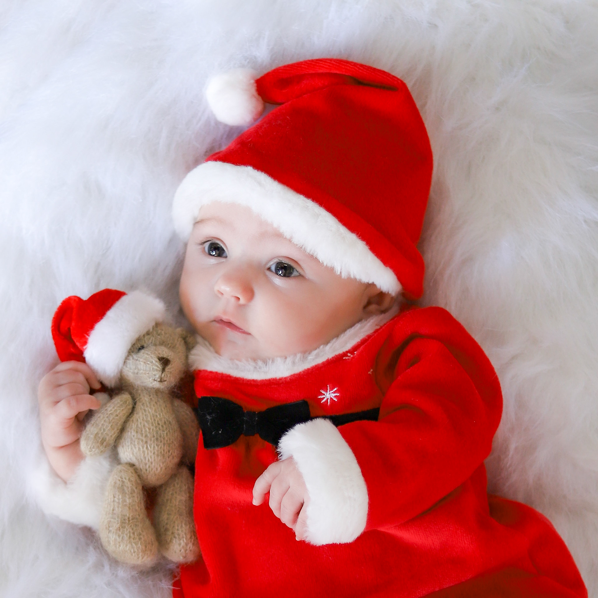 Newborn Christmas baby