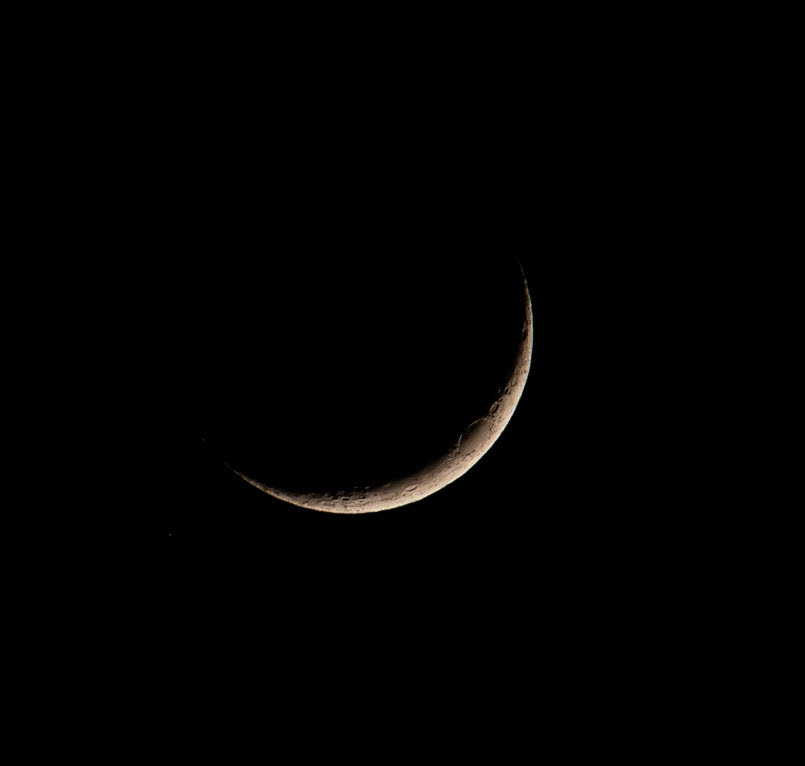 4/25/2020 Waxing Crescent (5.6%)